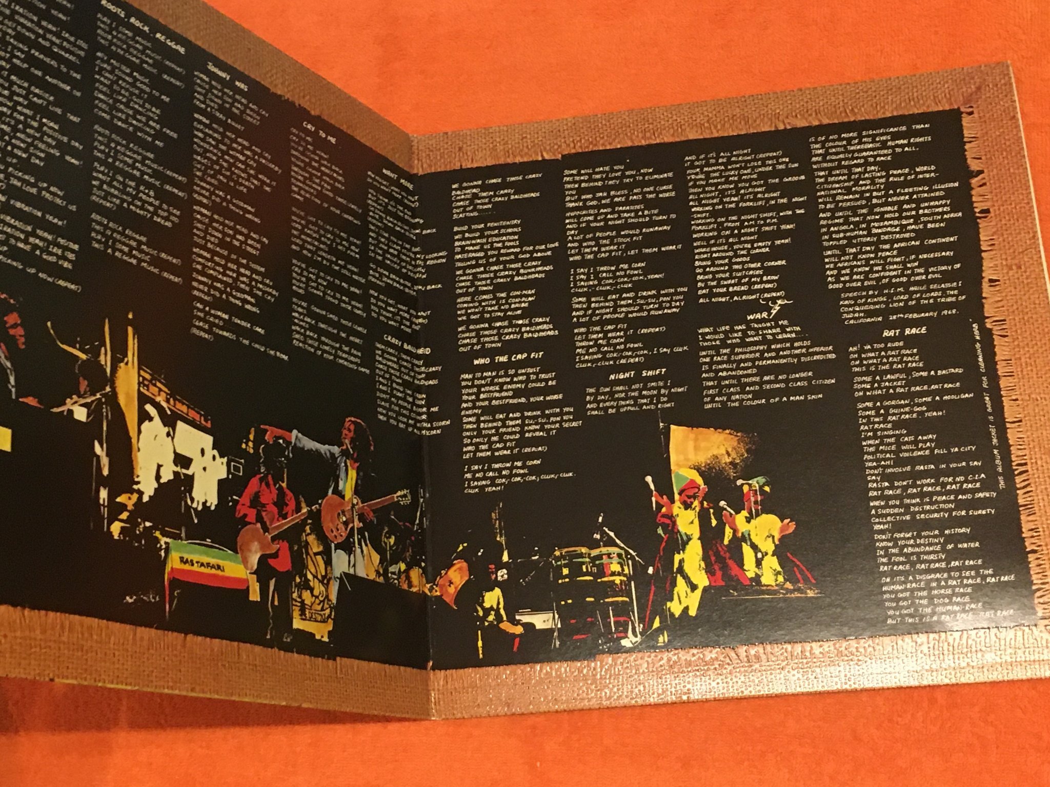 Omslagsbild för skivan BOB MARLEY & THE WAILERS rastaman vibration LP -76 UK ISLAND ILPS 9383