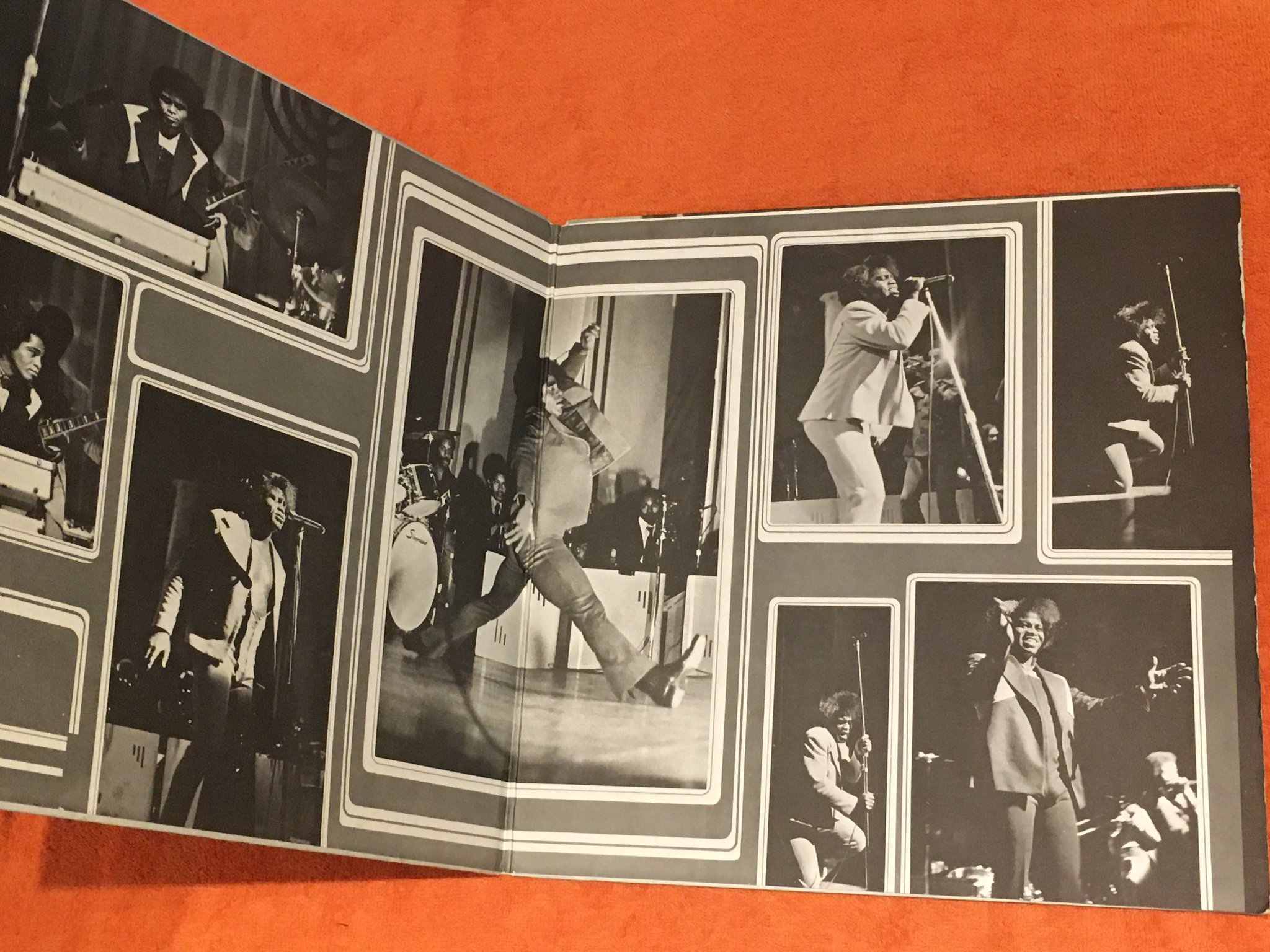 Omslagsbild för skivan JAMES BROWN get on the good foot 2xLP -73 UK POLYDOR 2659 018