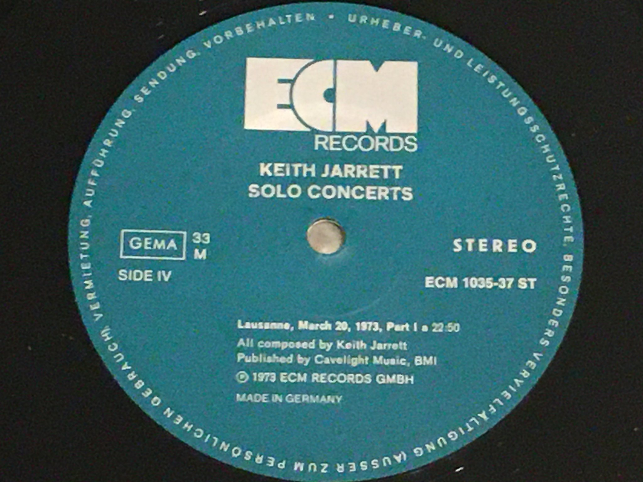 Omslagsbild för skivan KEITH JARRETT solo concerts 3xLP box ECM  1035-37 ST