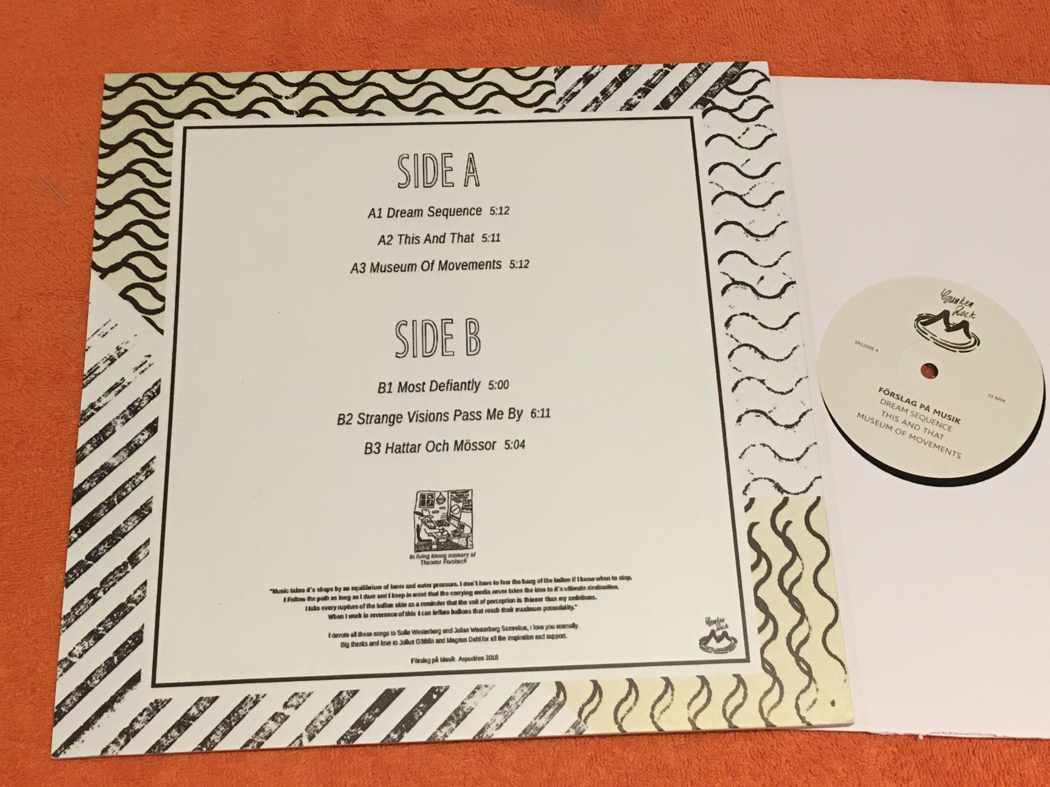 Omslagsbild för skivan FÖRSLAG PÅ MUSIK book of mirrors LP 2019 Swe SUNKEN ROCK SR12006