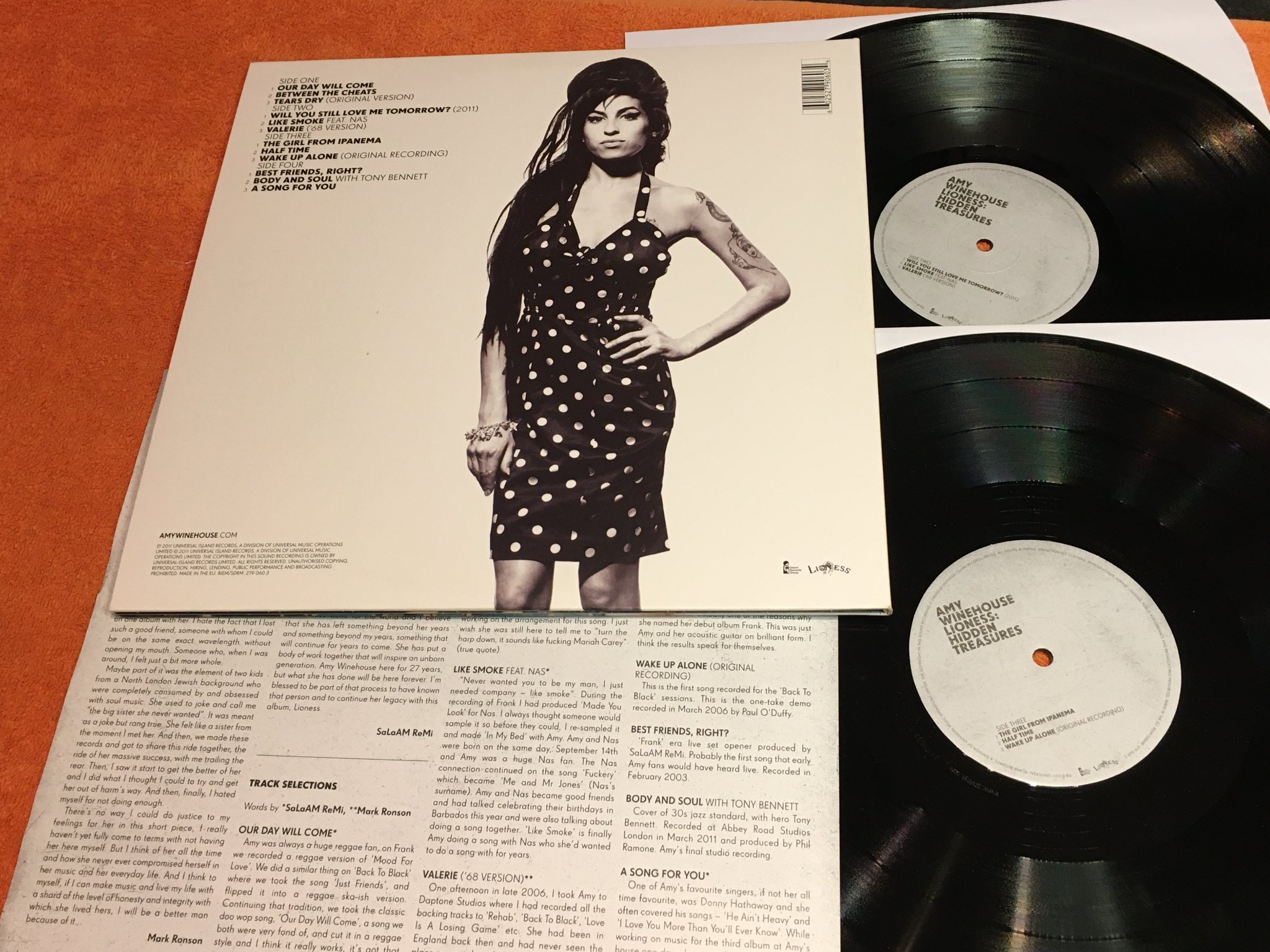 Omslagsbild för skivan AMY WINEHOUSE Lioness: Hidden Treasures 2xLP 2011 LIONESS 2790603