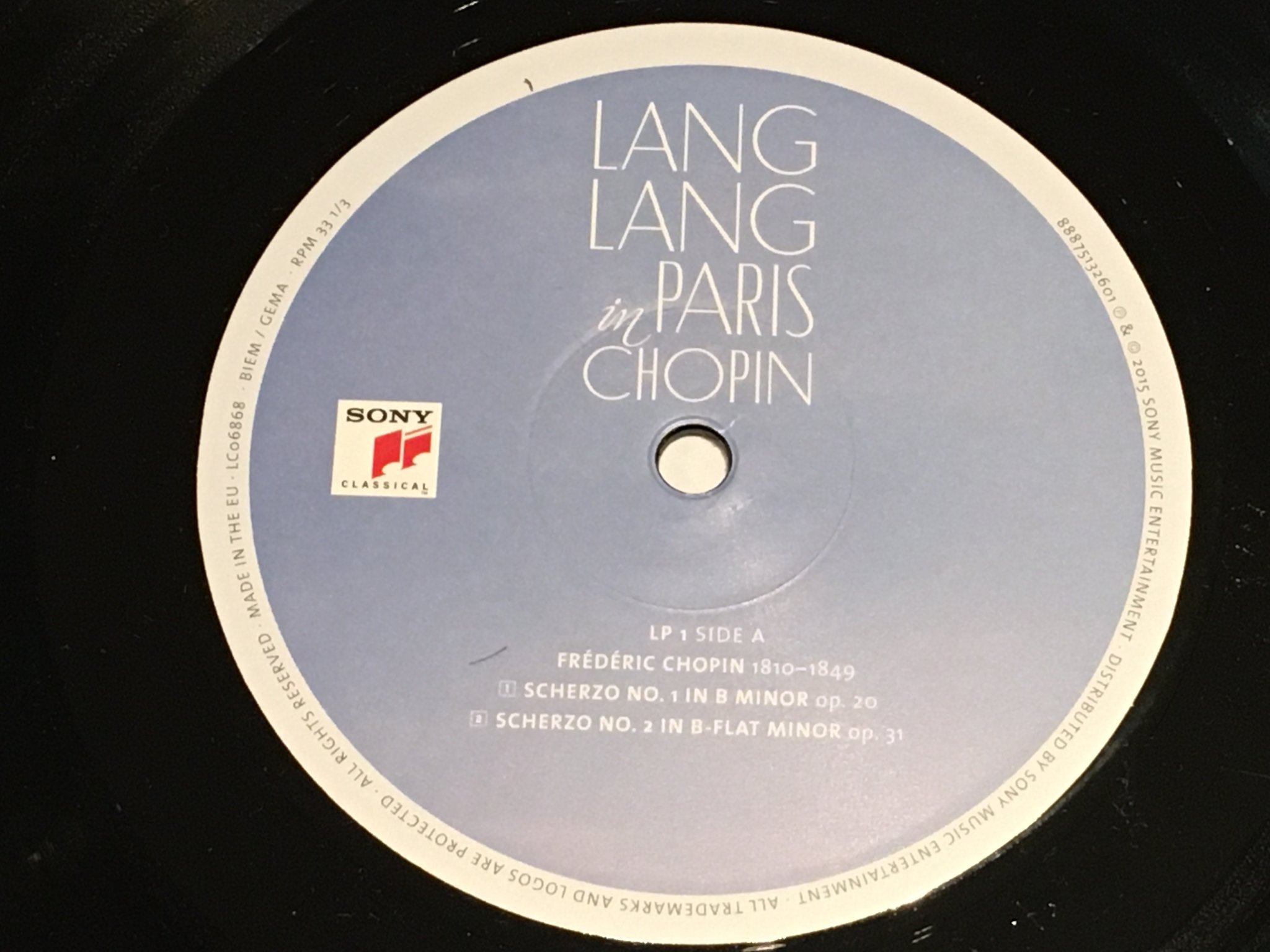Omslagsbild för skivan LANG LANG in Paris 2xLP 2015 SONY CLASSICAL 88875132601