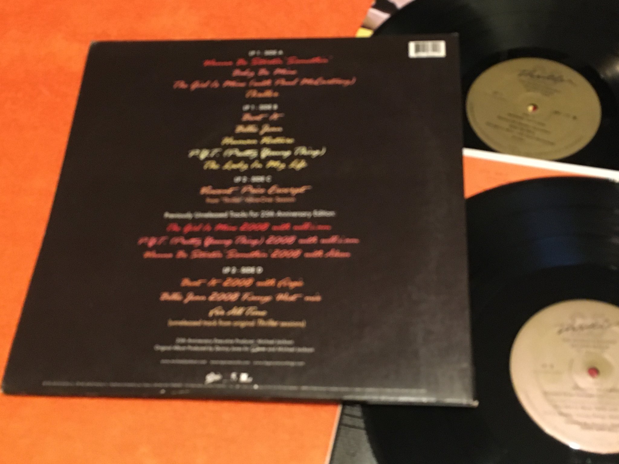 Omslagsbild för skivan MICHAEL JACKSON Thriller 25 2xLP 2008 SONY BMG 88697233441