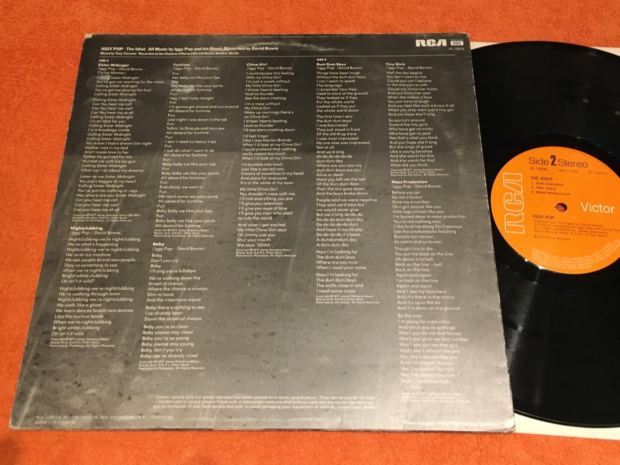 Omslagsbild för skivan IGGY POP the idiot LP -77 UK RCA PL 12275 