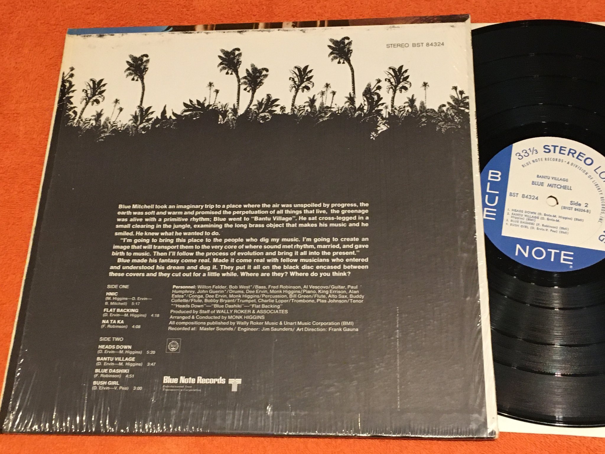 Omslagsbild för skivan BLUE MITCHELL Bantu Village LP -69 US BLUE NOTE BST 84324 Liberty press