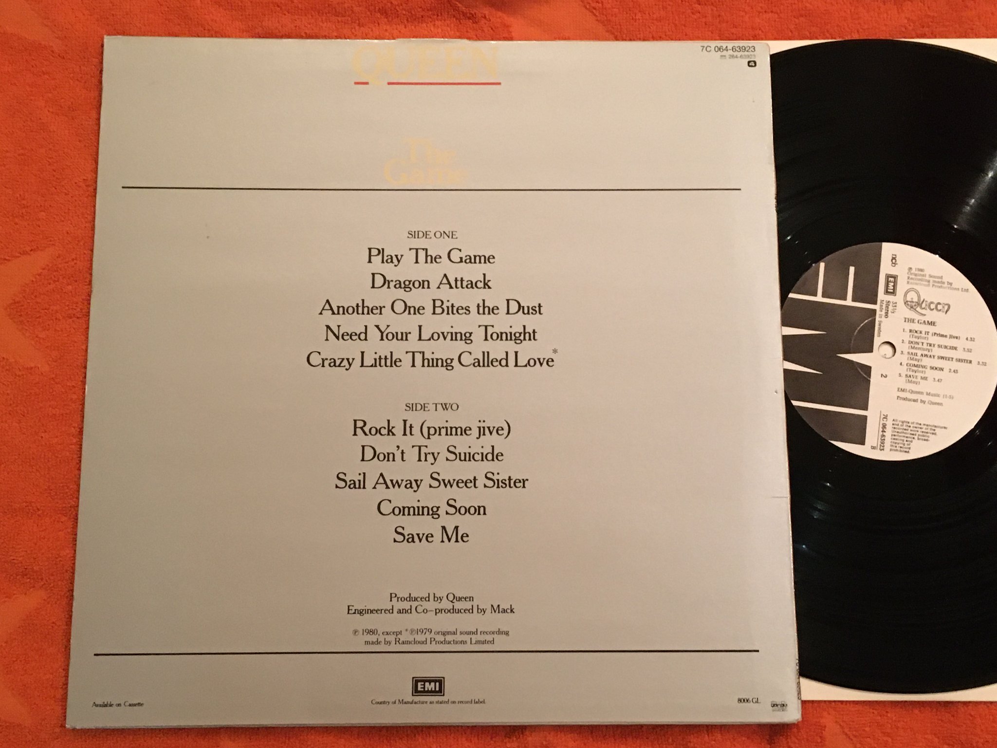 Omslagsbild för skivan QUEEN the game LP -80 EMI 7C-63923