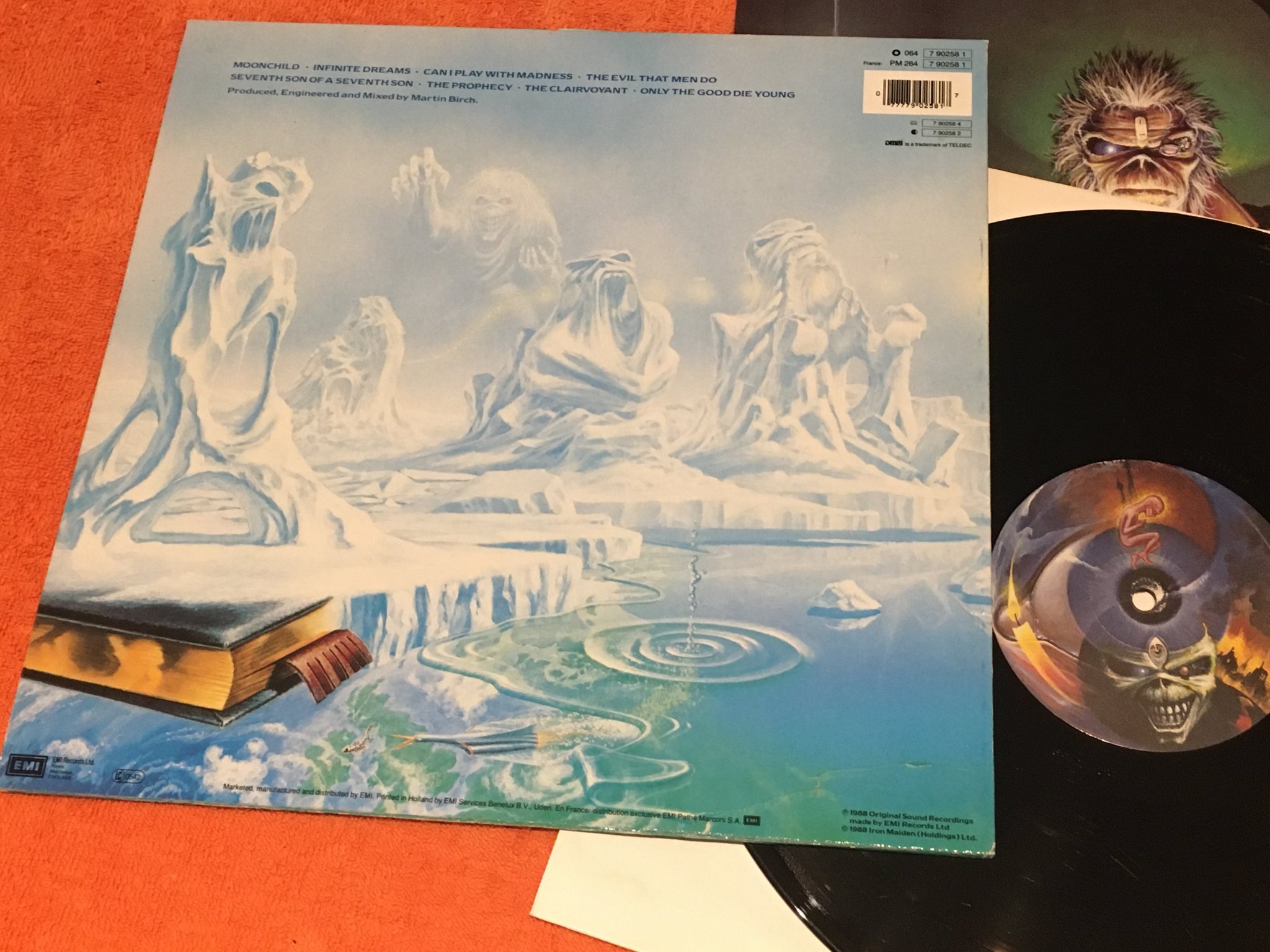 Omslagsbild för skivan IRON MAIDEN Seventh Son Of A Seventh Son LP -88 EMI 064 7 90258 1