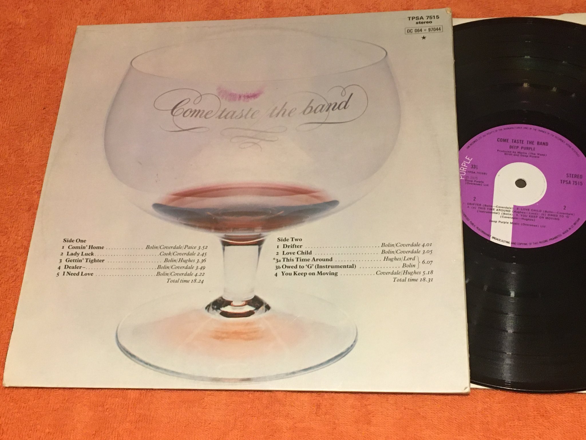 Omslagsbild för skivan DEEP PURPLE  Come Taste The Band LP -75 UK PURPLE TPSA 7515
