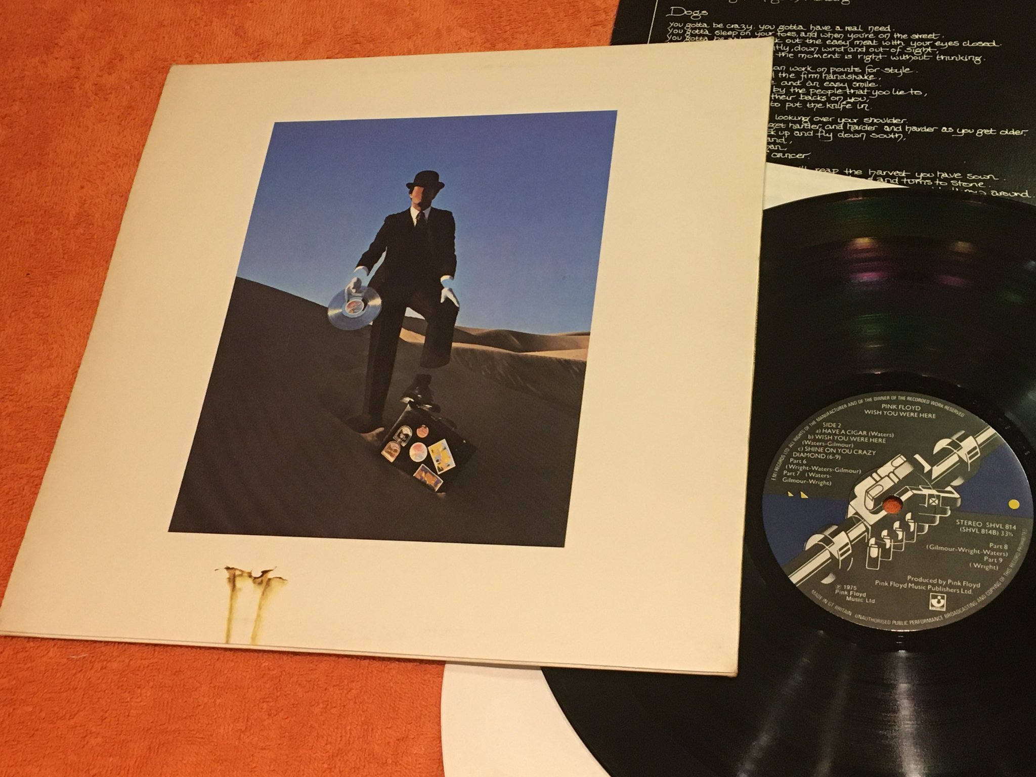 Omslagsbild för skivan PINK FLOYD Wish You Were Here LP UK HARVEST SHVL 814