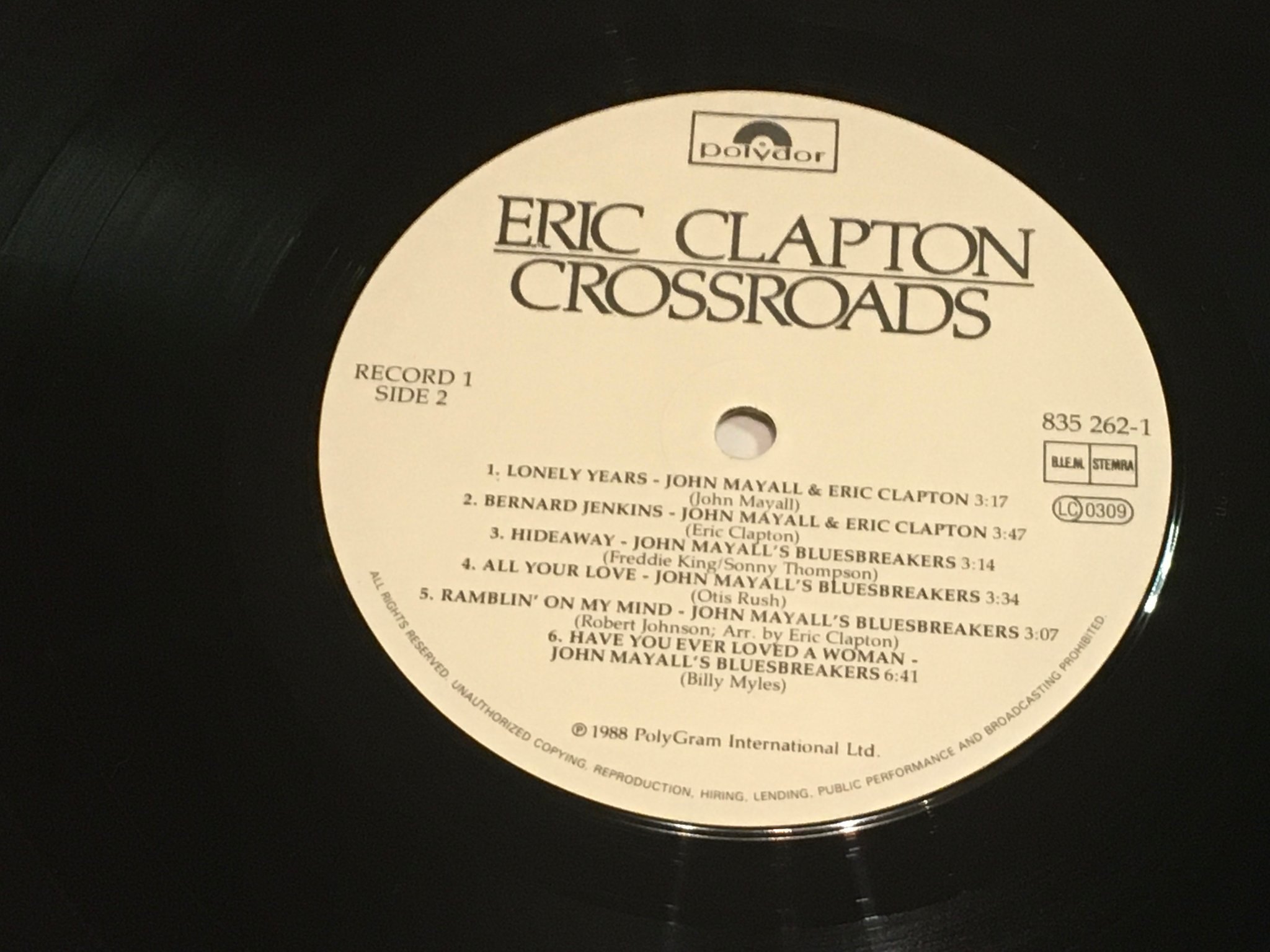 Omslagsbild för skivan ERIC CLAPTON Crossroads 6xLP box SET polydor 835 261-1