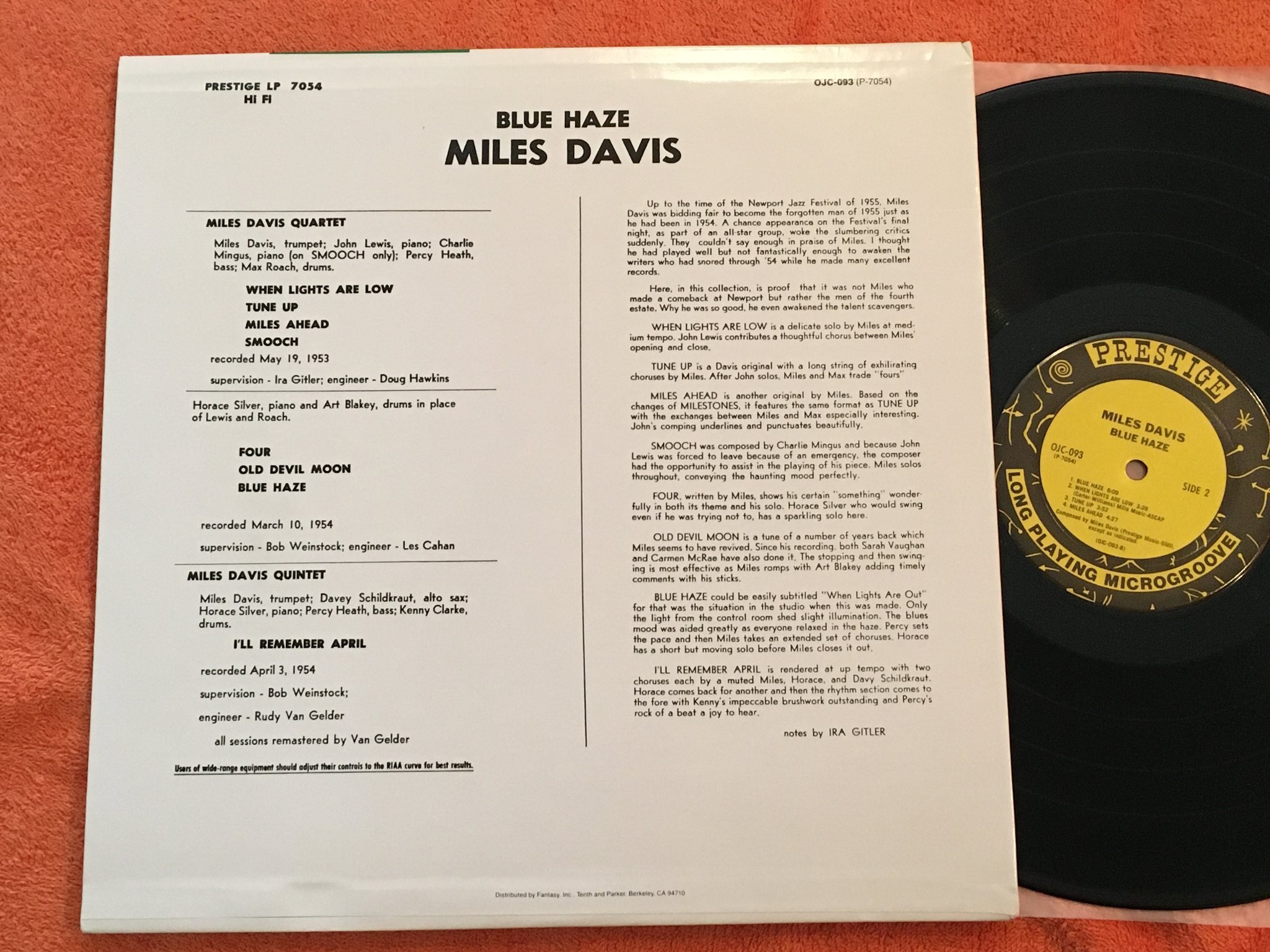 Omslagsbild för skivan MILES DAVIS blue haze LP US ORIGINAL JAZZ CLASSICS OJC 093