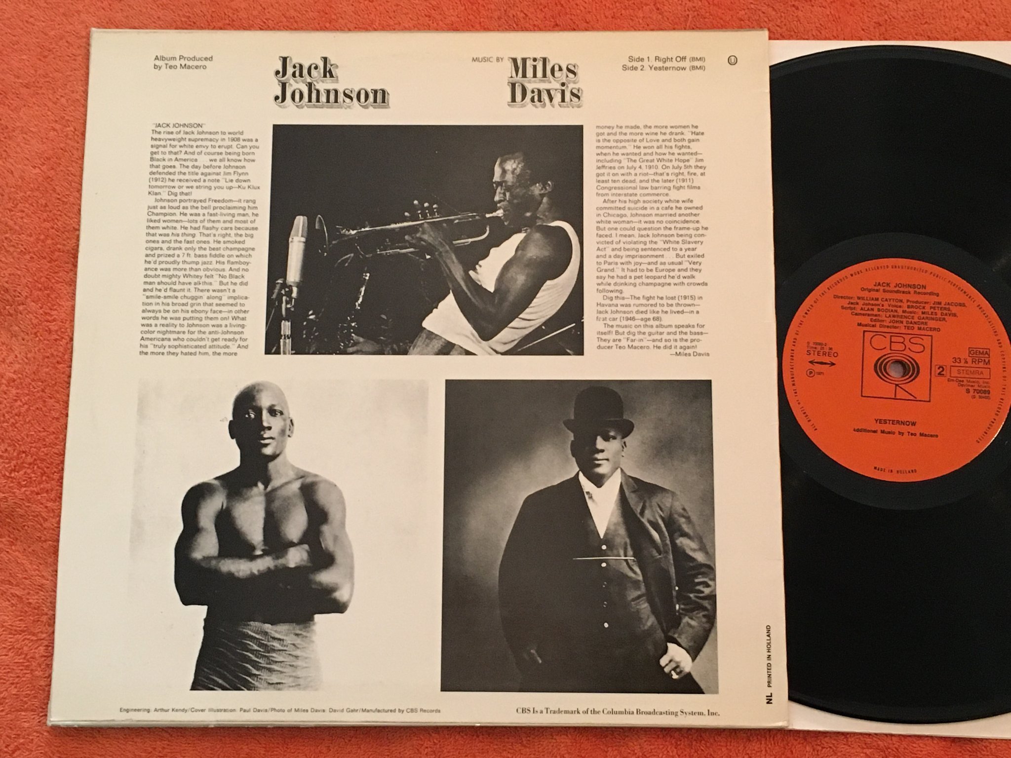 Omslagsbild för skivan MILES DAVIS Jack Johnson LP re Hol CBS S 70089 OST / SOUNDTRACK