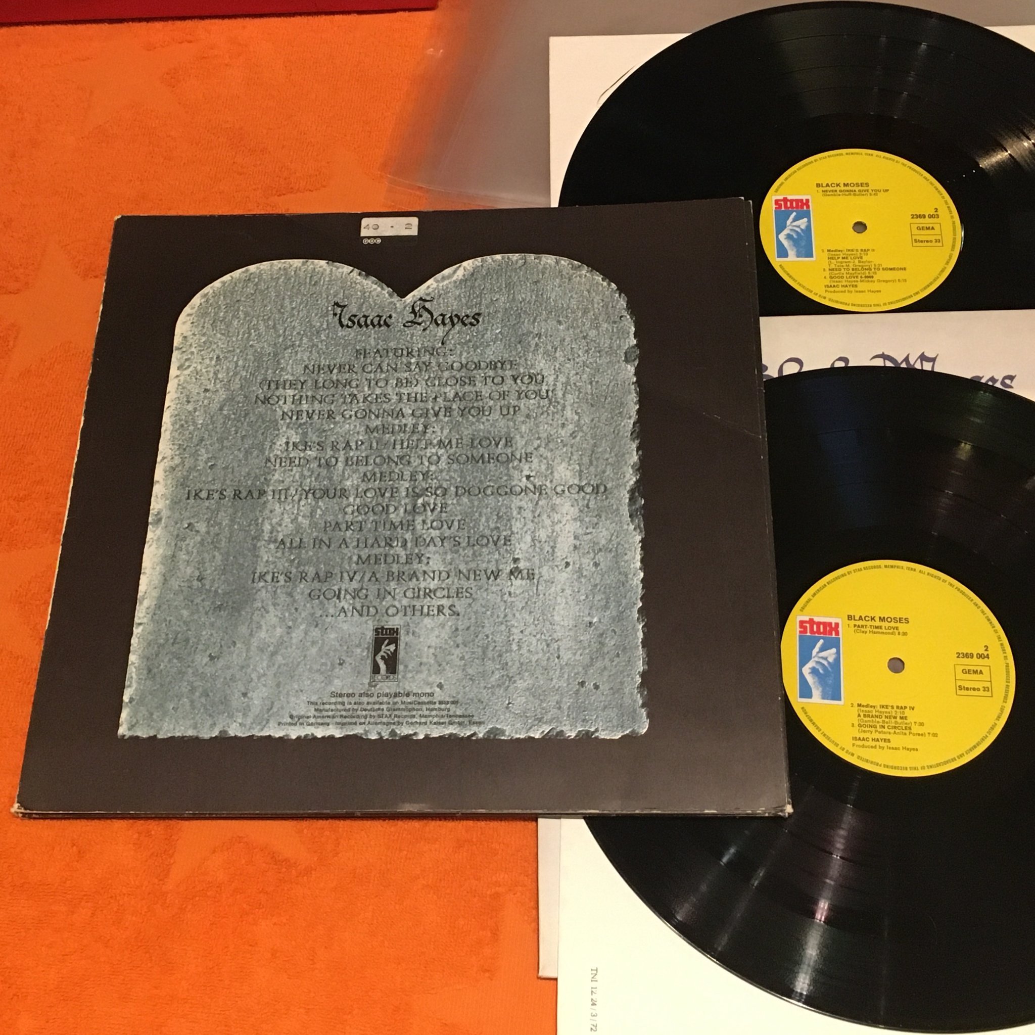 Omslagsbild för skivan ISAAC HAYES Black Moses 2xLP -71 Ger STAX 2628004 fold out sleeve