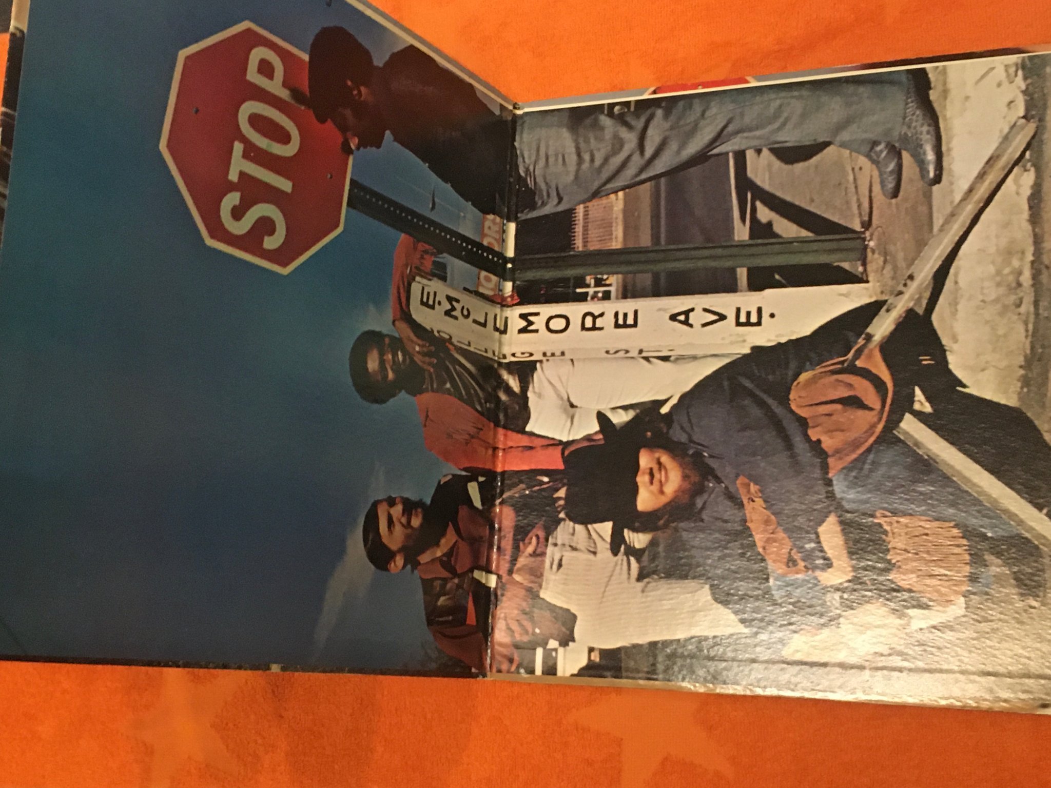 Omslagsbild för skivan BOOKER T & THE MG’S Mclemore avenue LP -70 US STAX STS 2027