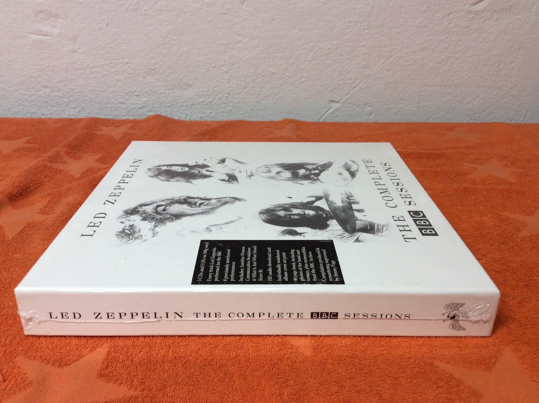 Omslagsbild för skivan LED ZEPPELIN The Complete BBC Sessions BOX SET 2016 US  ATLANTIC R2-556399