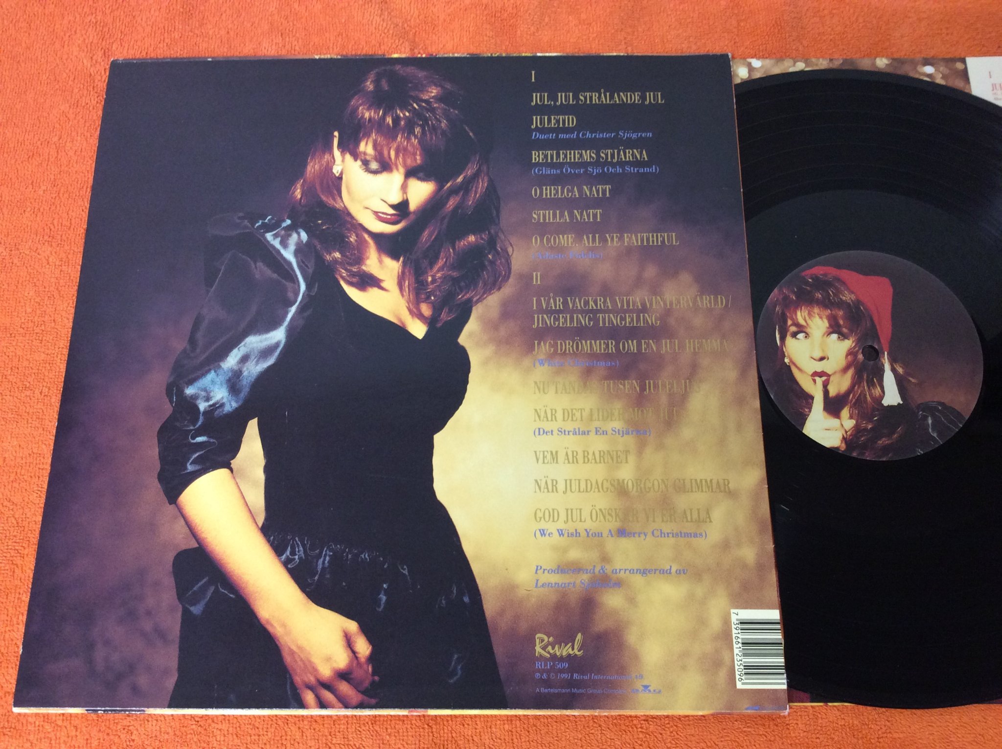 Omslagsbild för skivan CAROLA HÄGGKVIST Carola jul LP signerad