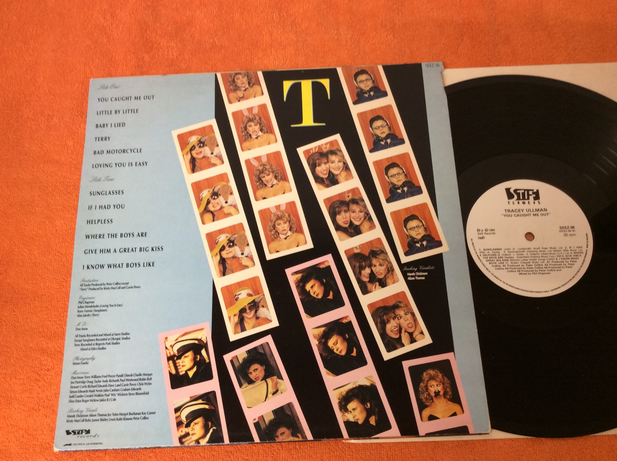 Omslagsbild för skivan TRACY ULLMAN you caught me out LP signerad 