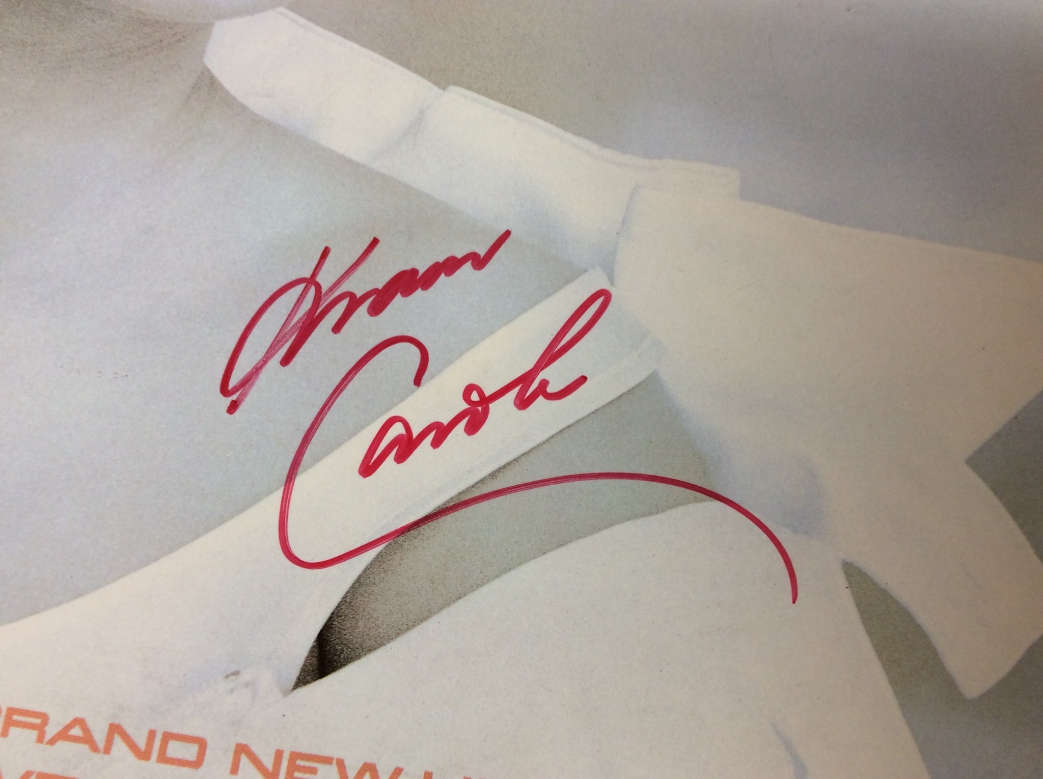 Omslagsbild för skivan CAROLA HÄGGKVIST runaway LP signerad ”kram Carola”