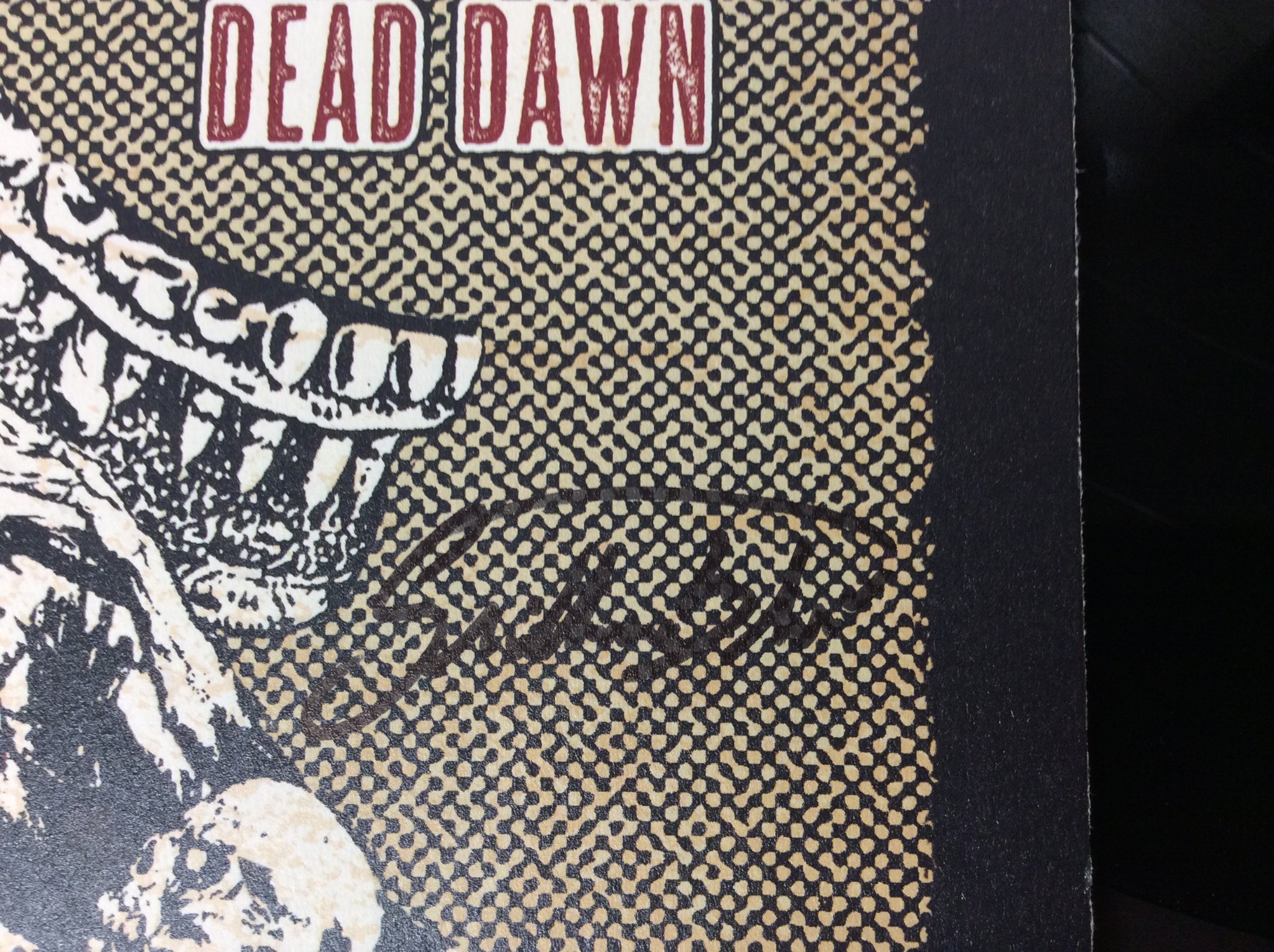 Omslagsbild för skivan ENTOMBED AD dead dawn LP 2016 signerad 