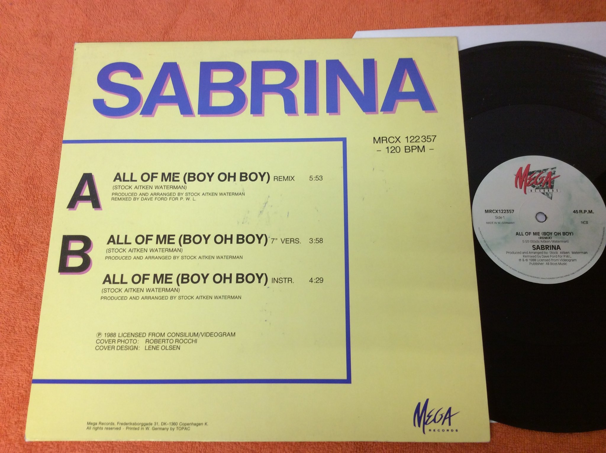 Omslagsbild för skivan SABRINA all of me 12”maxi SIGNERAD 