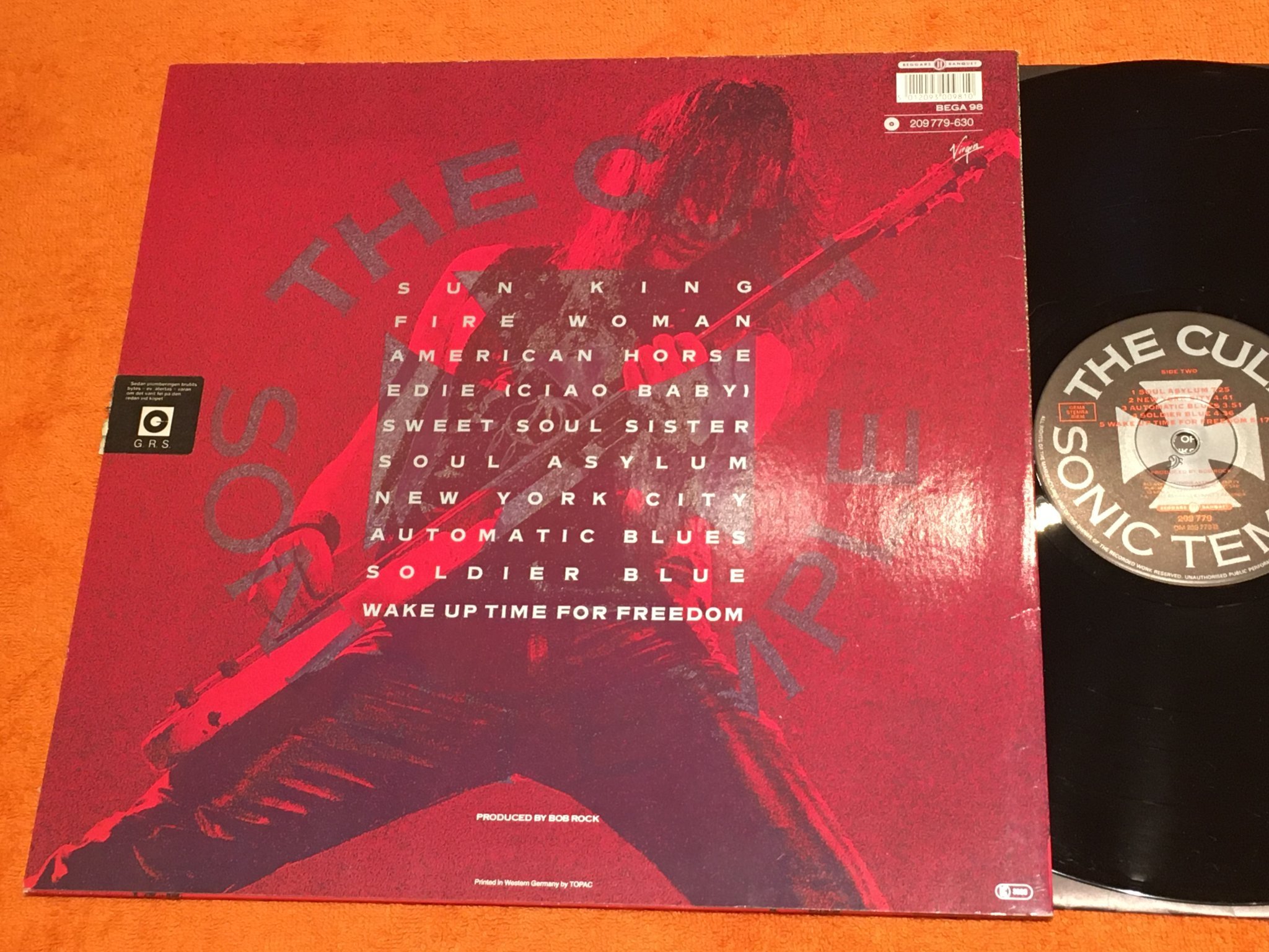 Omslagsbild för skivan THE CULT sonoc temple LP -89 BEGGARS BANQUET BEGA 98