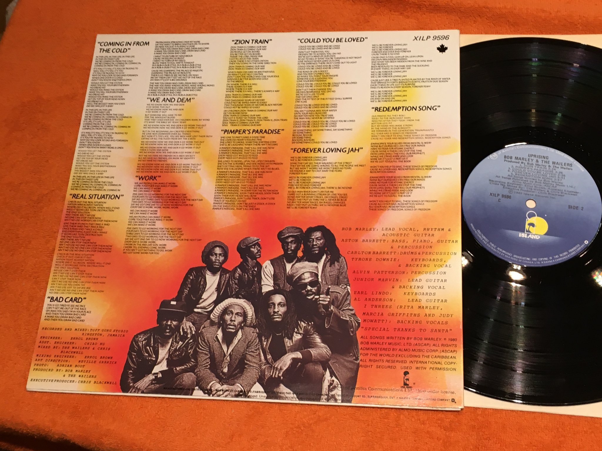 Omslagsbild för skivan BOB MARLEY & THE WAILERS uprising LP -80 Can ISLAND  ILPS 9760