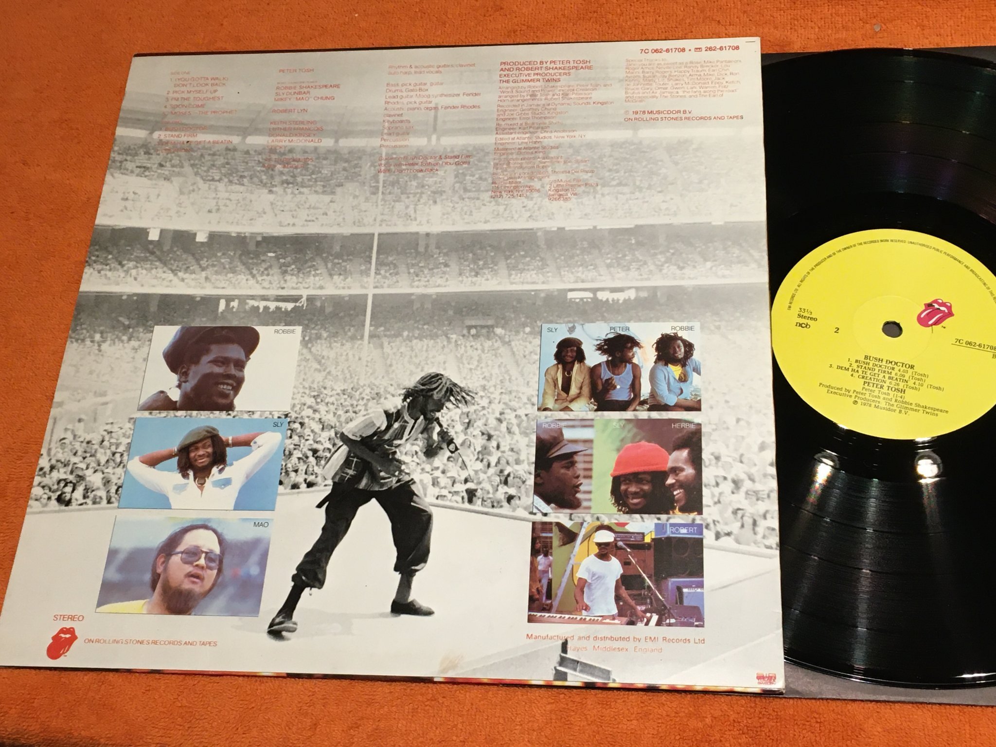 Omslagsbild för skivan PETER TOSH bush doctor LP -78 ROLLING STONES 7C 062-61708