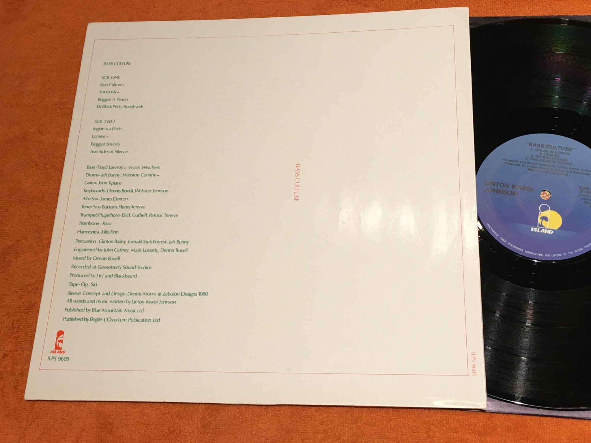 Omslagsbild för skivan LINTON KWESI JOHNSON bass culture LP -80 ISLAND ILPS 9605