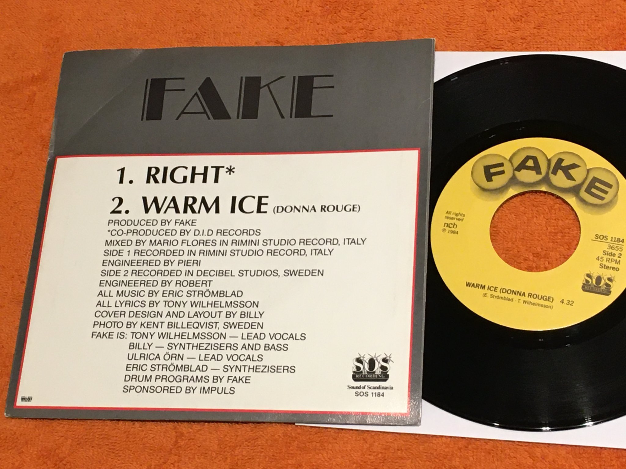 Omslagsbild för skivan FAKE right / warm ice  7”single -84 SOS 1184