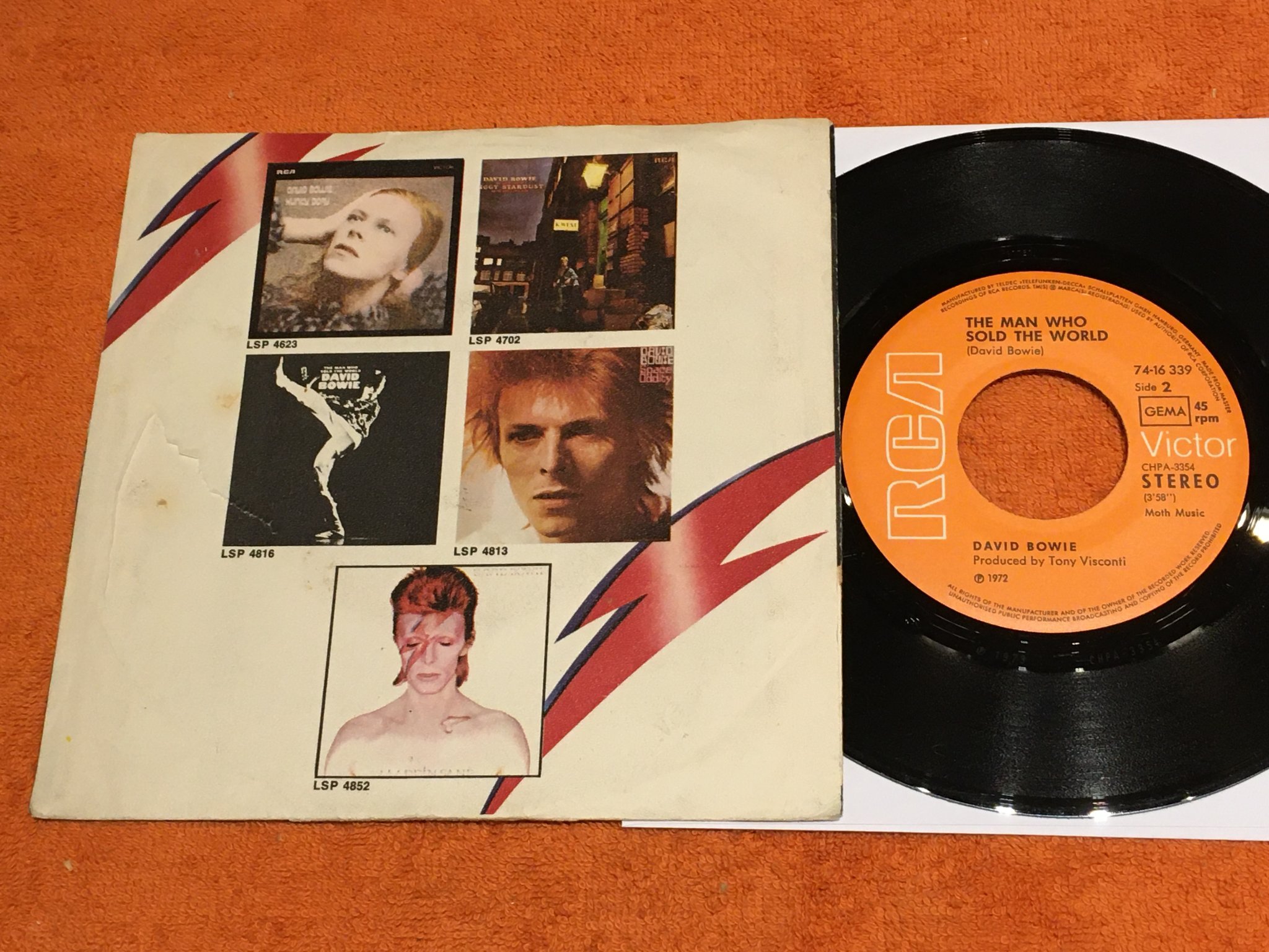 Omslagsbild för skivan DAVID BOWIE life on Mars? 7”single -72 Ger RCA 74-16339 