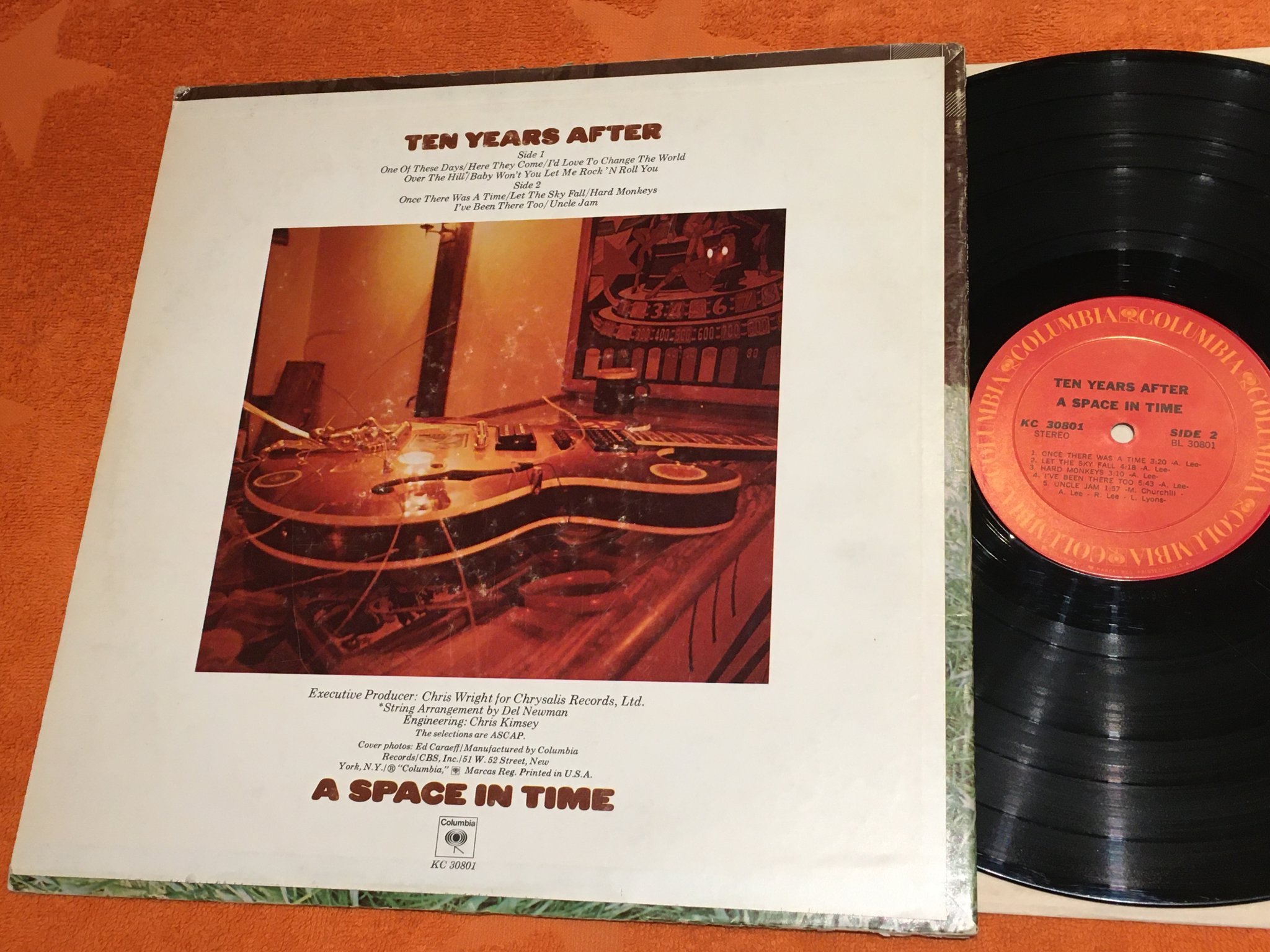 Omslagsbild för skivan TEN YEARS AFTER a space in time LP US COLUMBIA KC30801