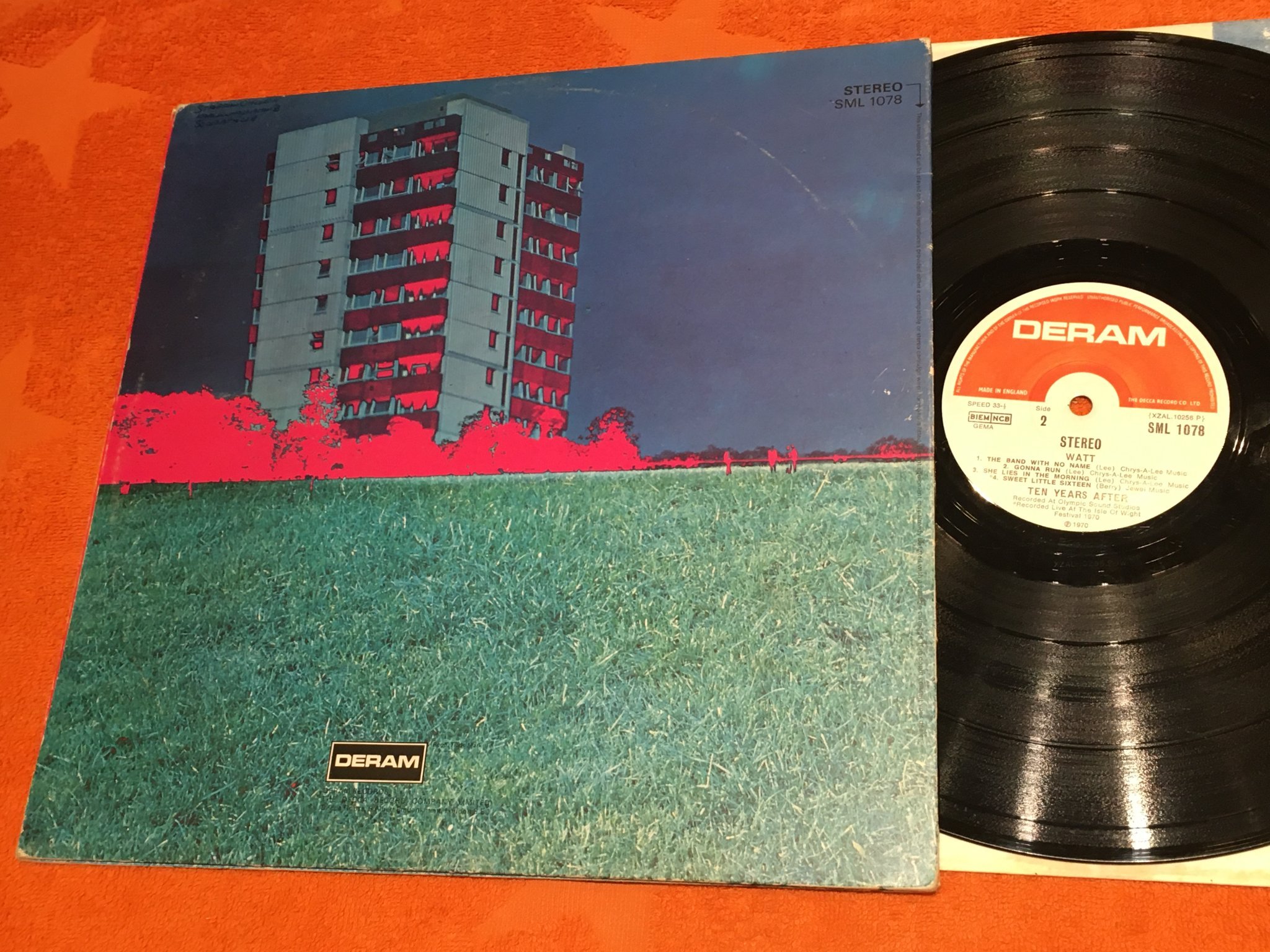 Omslagsbild för skivan TEN YEARS AFTER watt LP UK DERAM SML 1078