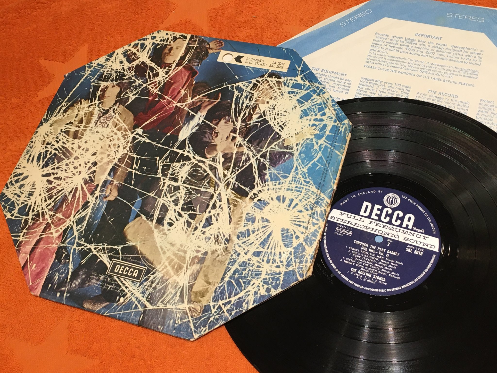 Omslagsbild för skivan ROLLING STONES through the past darkly vol 2 LP UK DECCA SKL 5019