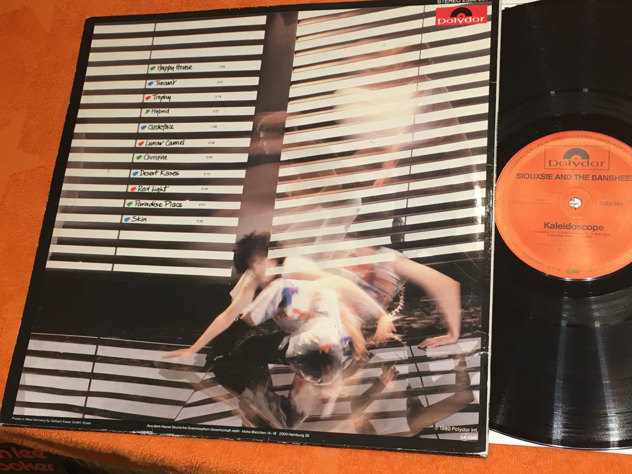 Omslagsbild för skivan SIOUXSIE AND THE BANSHEES kaleidoscope LP Ger POLYDOR 2383 586