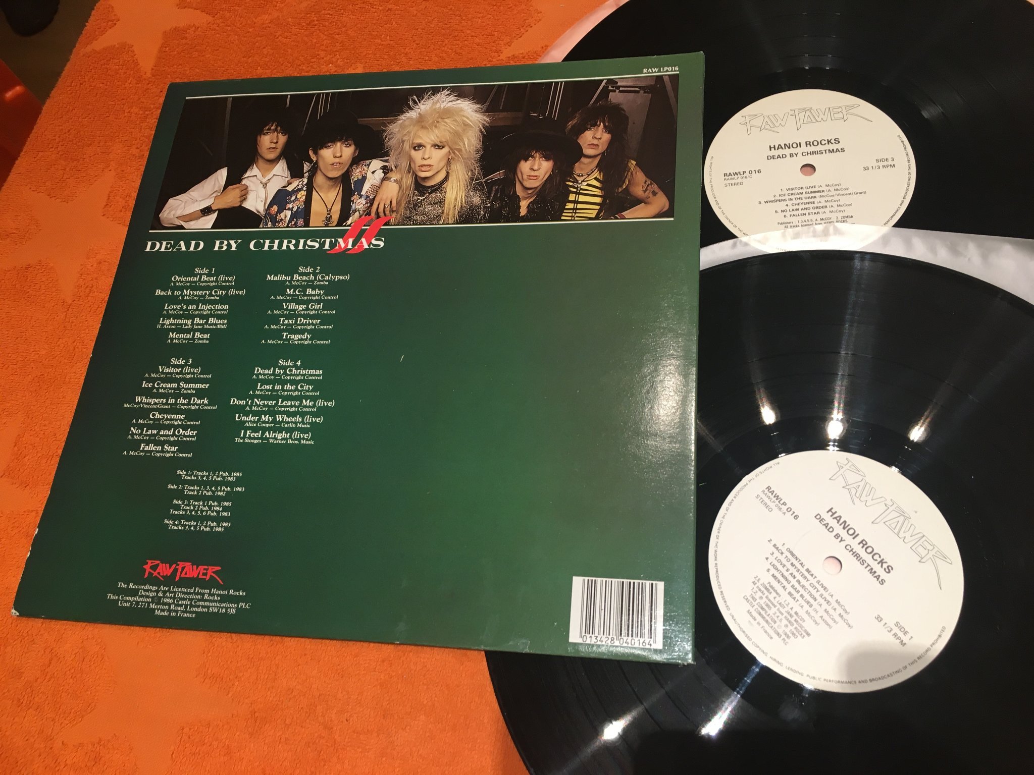 Omslagsbild för skivan HANOI ROCKS dead by Christmas 2xLP Fra RAW POWER RAWLP 016