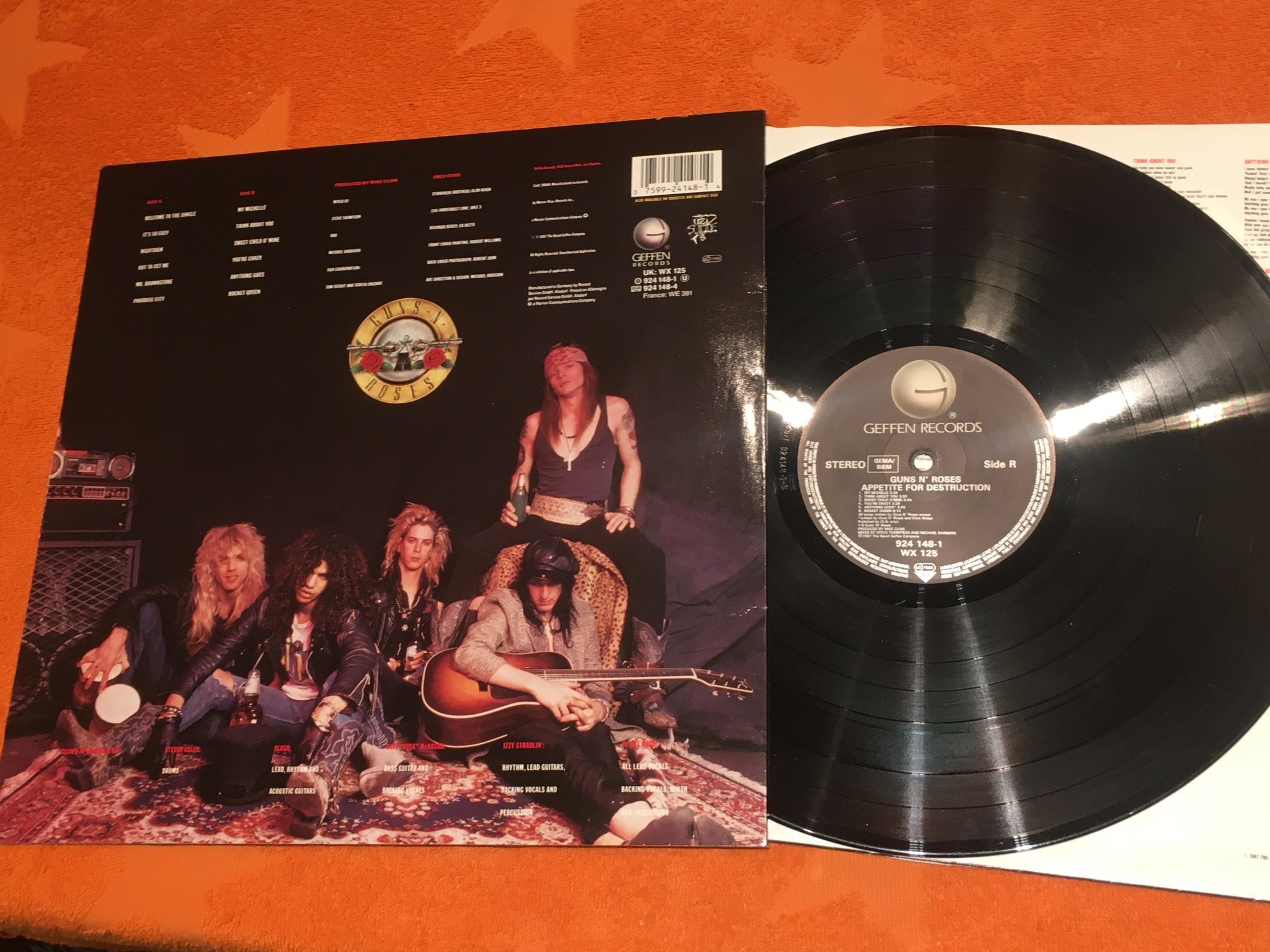 Omslagsbild för skivan GUNS N ROSES appetite for destruction LP -87 GEFFEN 924148-1