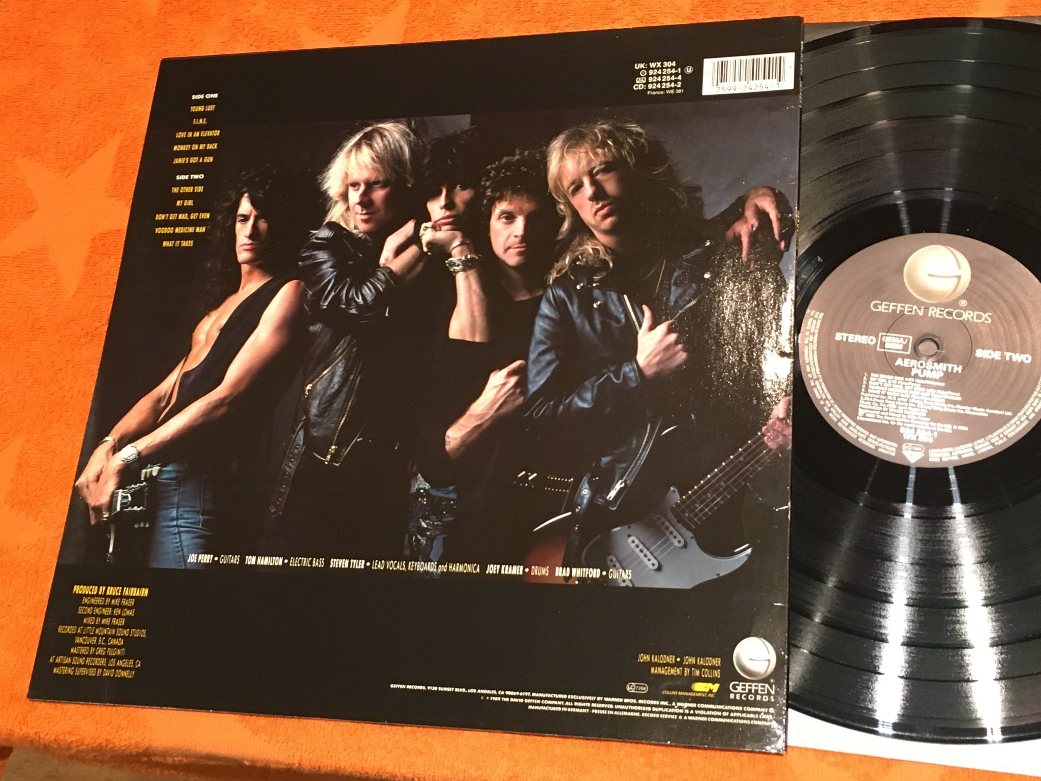 Omslagsbild för skivan AEROSMITH pump LP -89 GEFFEN 924 254-1
