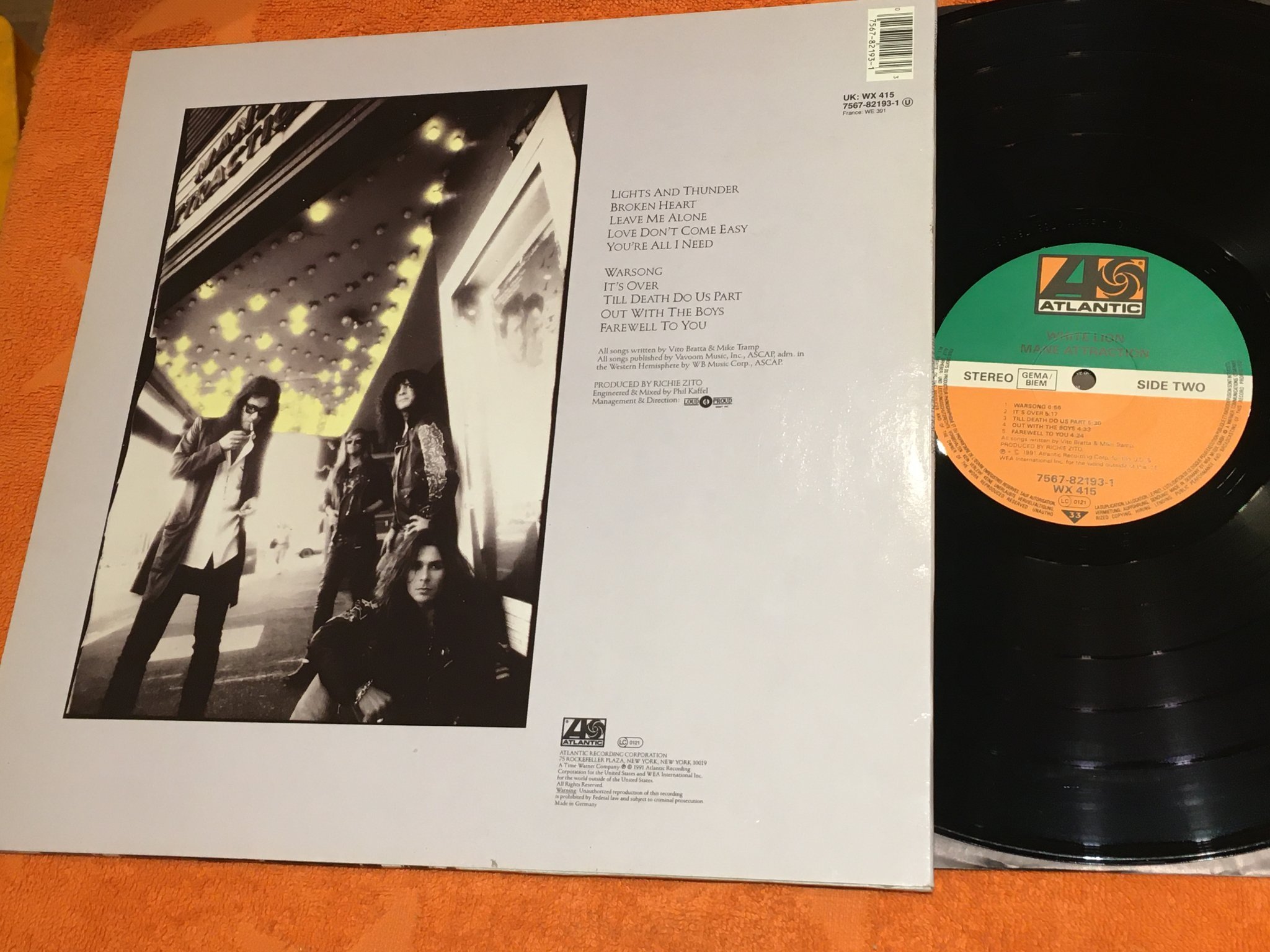 Omslagsbild för skivan WHITE LION mane attraction LP -91 ATLANTIC 7567-82193-1