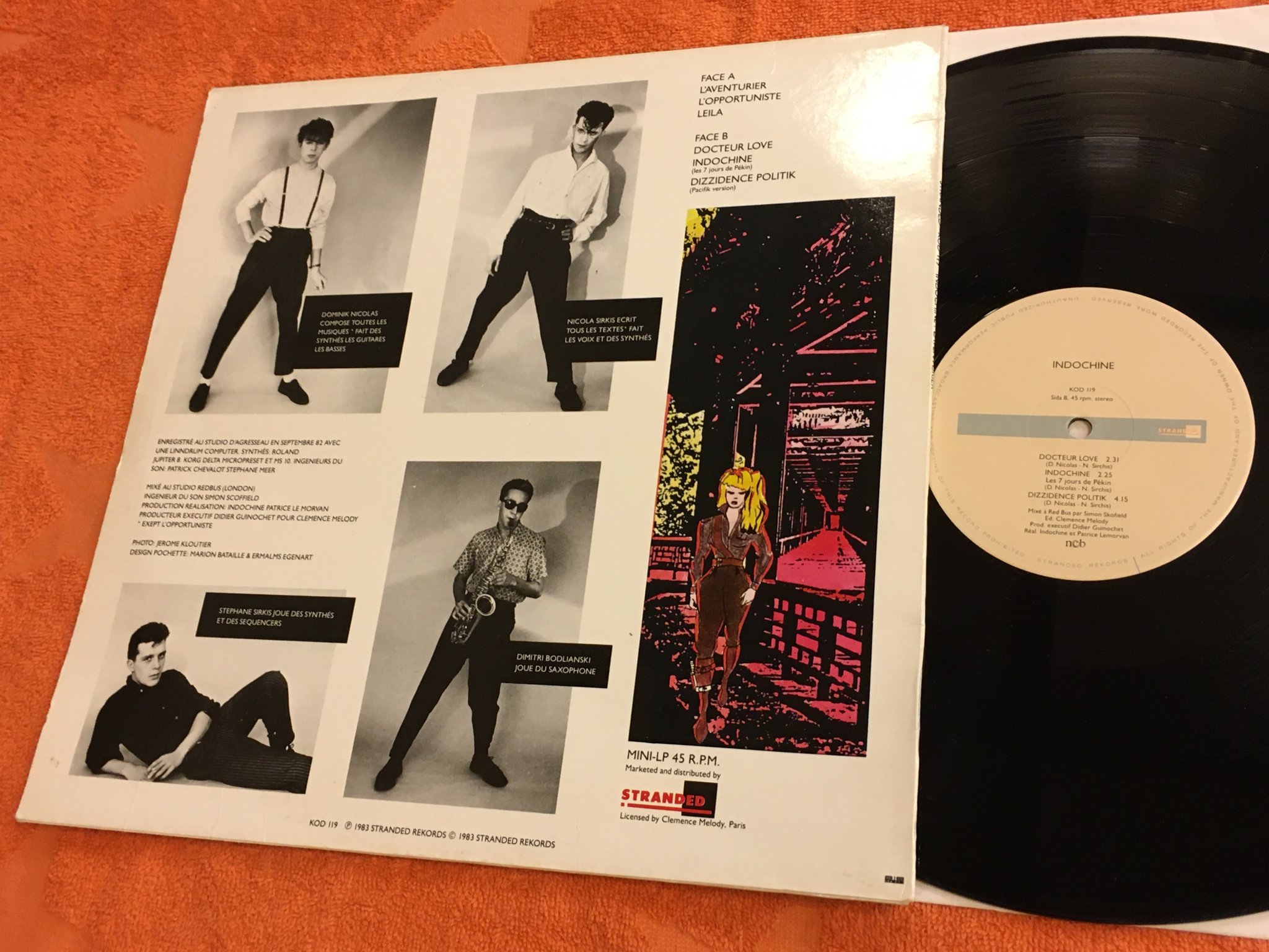 Omslagsbild för skivan INDOCHINE l'aventurier LP -83 Swe STRANDED KOD 19
