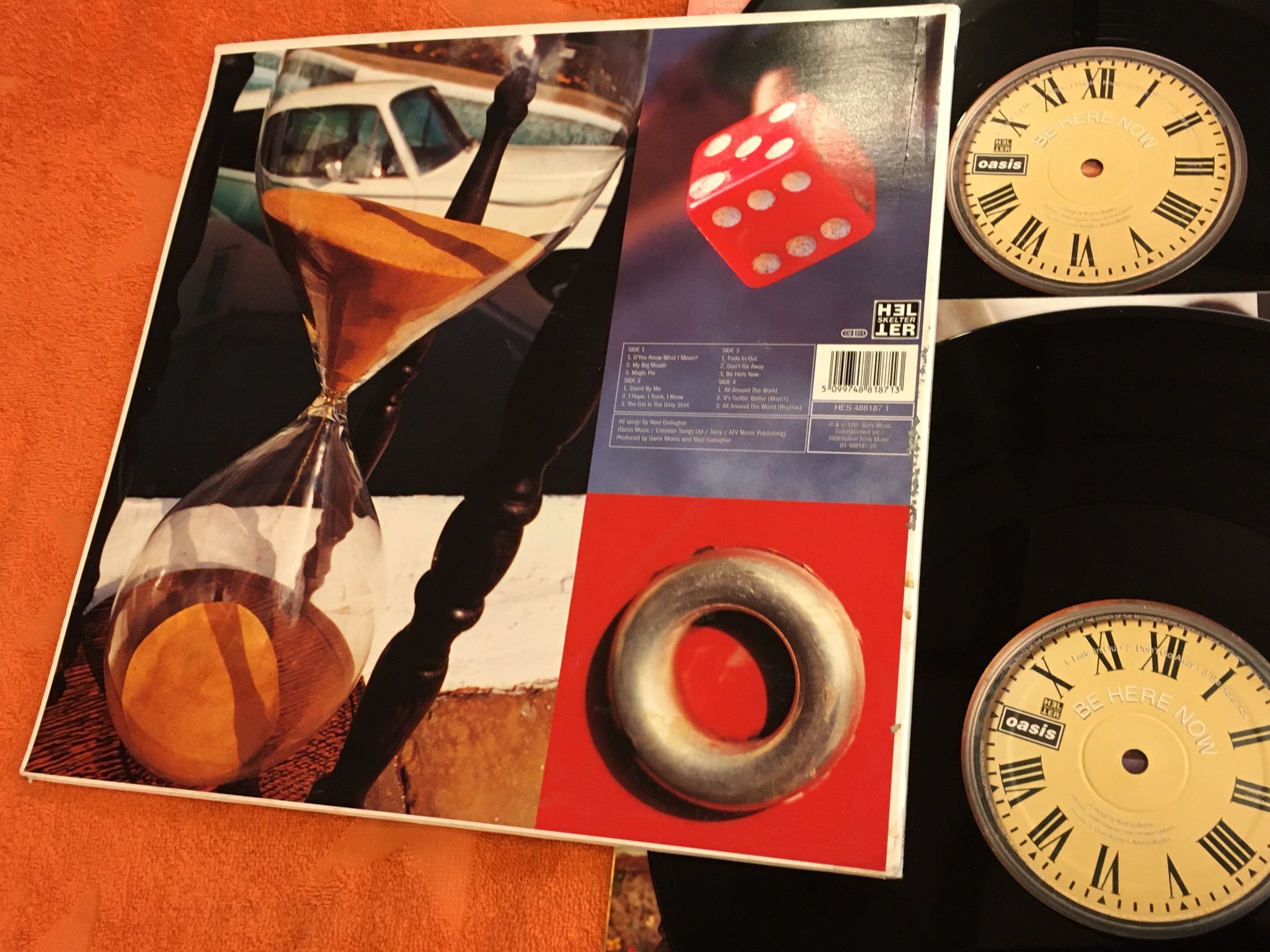 Omslagsbild för skivan OASIS be here now 2xLP -97 HELTER SKELTER HES 488187 1 