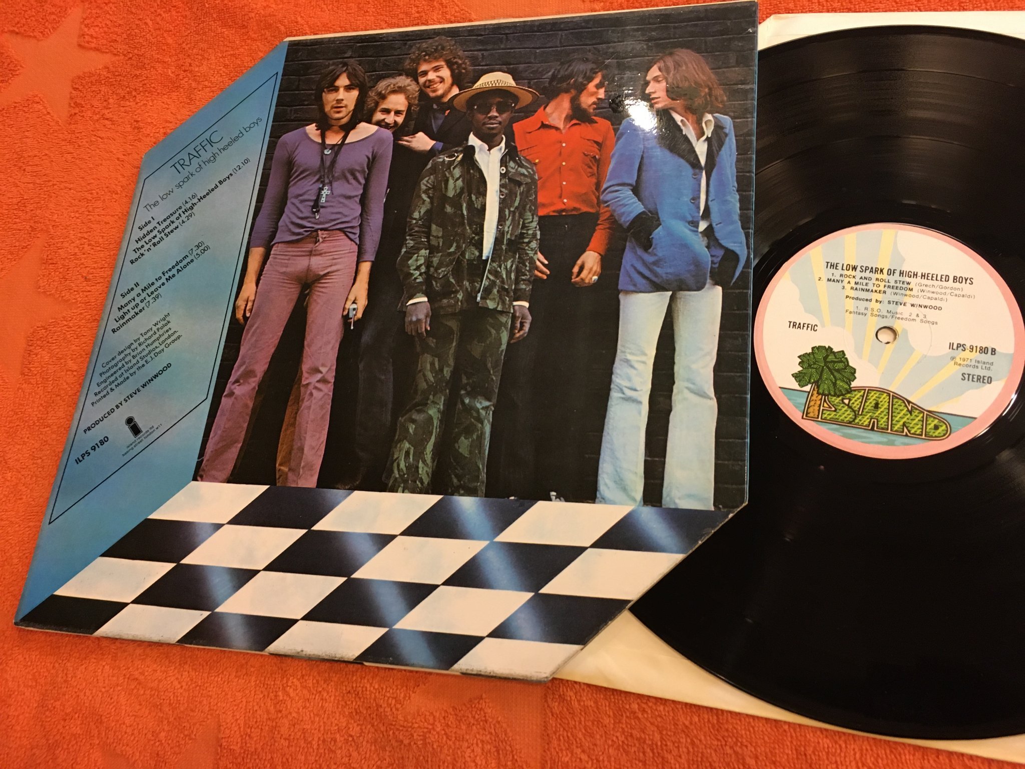 Omslagsbild för skivan TRAFFIC  the low spark of high heeled boys LP -71 UK island ILPS 9180