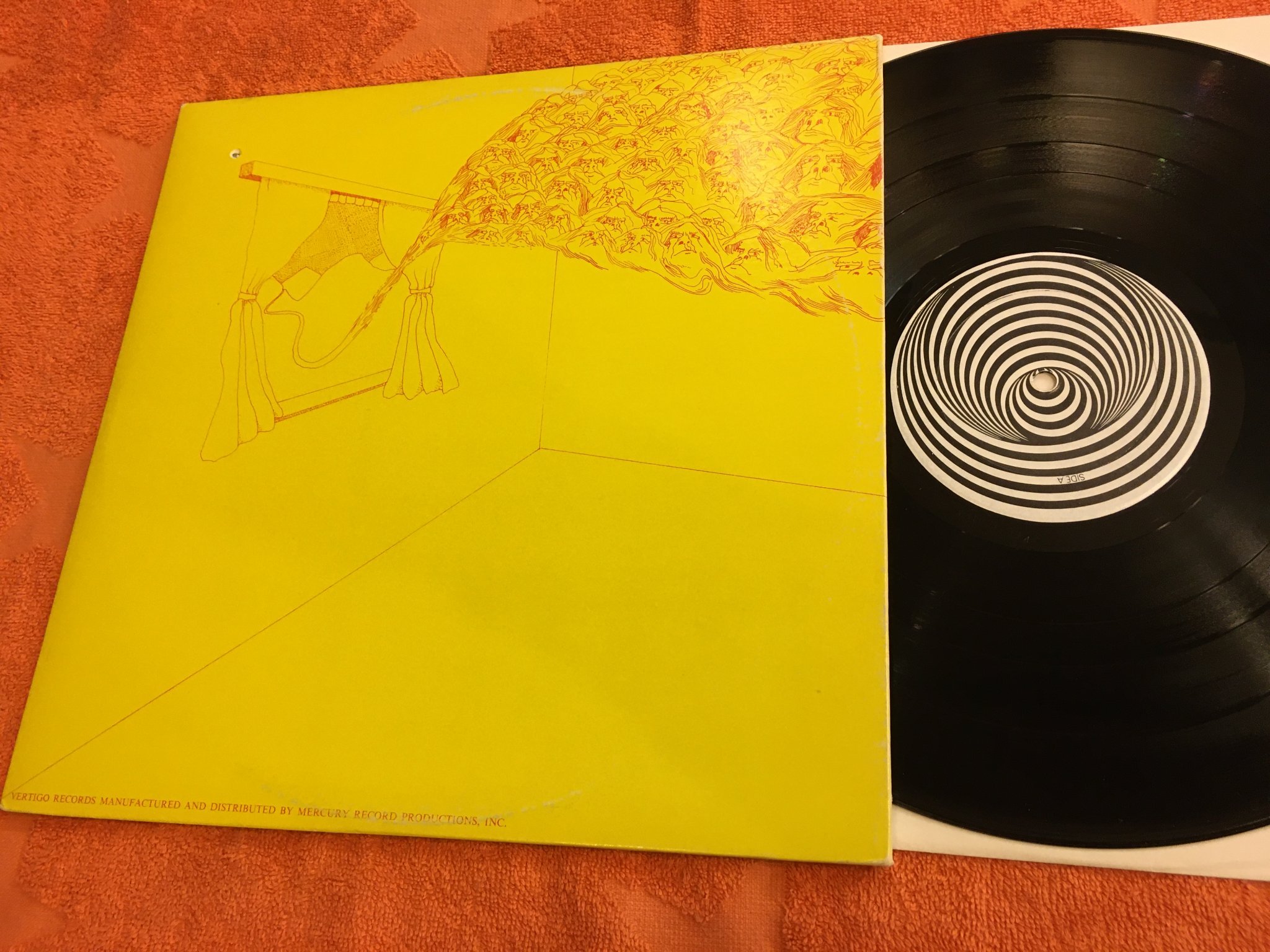 Omslagsbild för skivan PATTO s/t LP  -71 US VERTIGO VEL-1001 swirl FINT EX! 