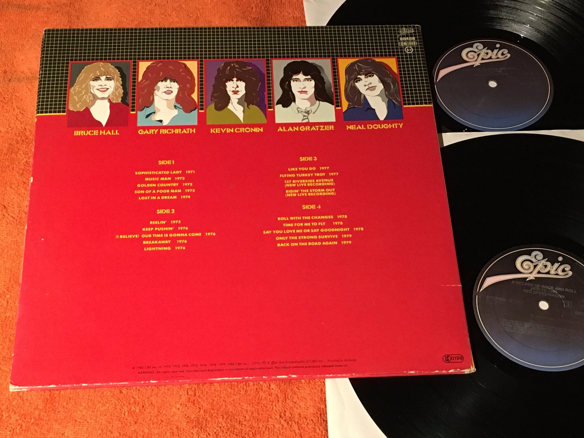 Omslagsbild för skivan REO SPEEDWAGON a decade of… 2xLP EPIC EPC 88488