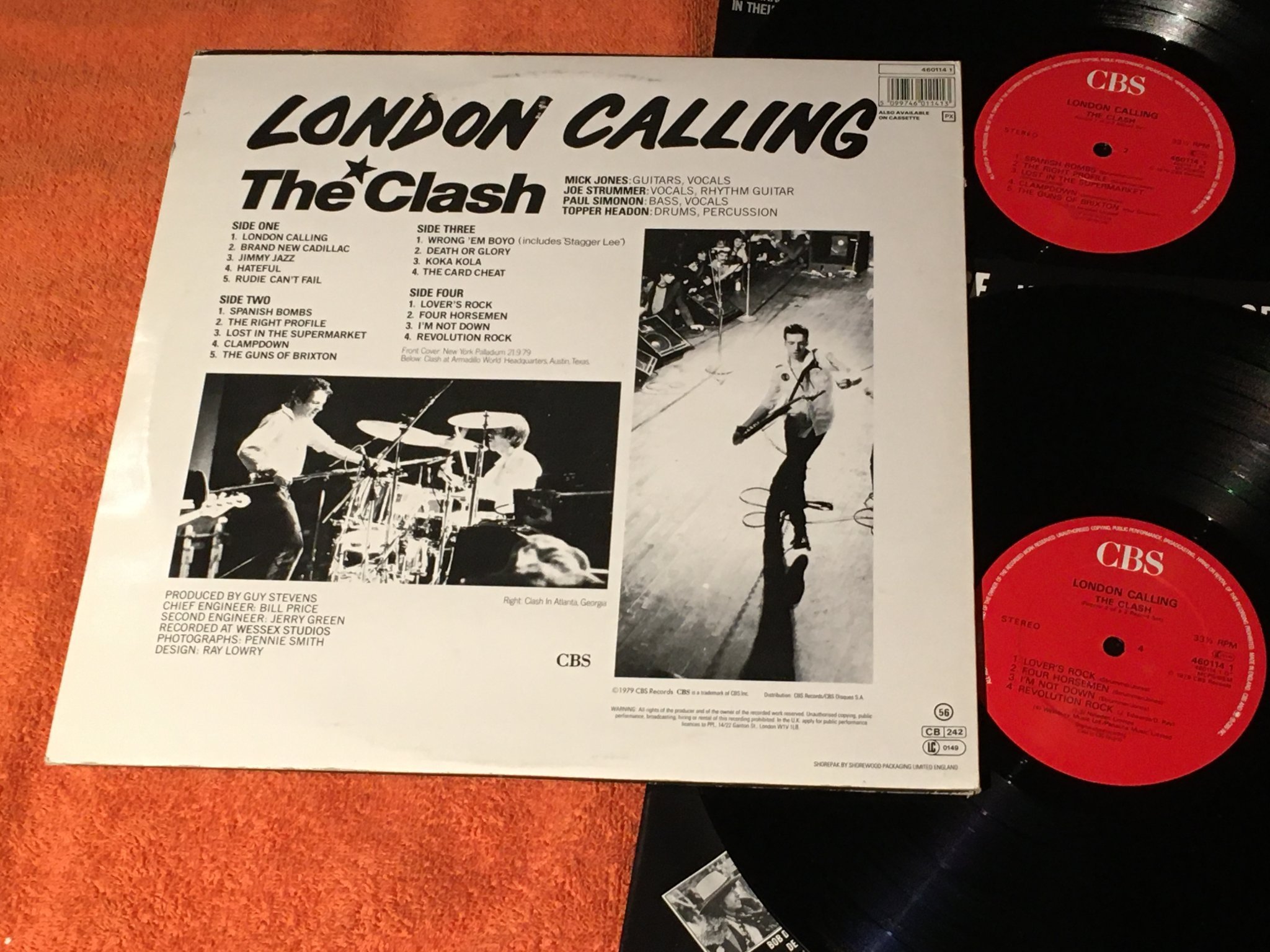 Omslagsbild för skivan THE CLASH London calling 2xLP CBS 4601141