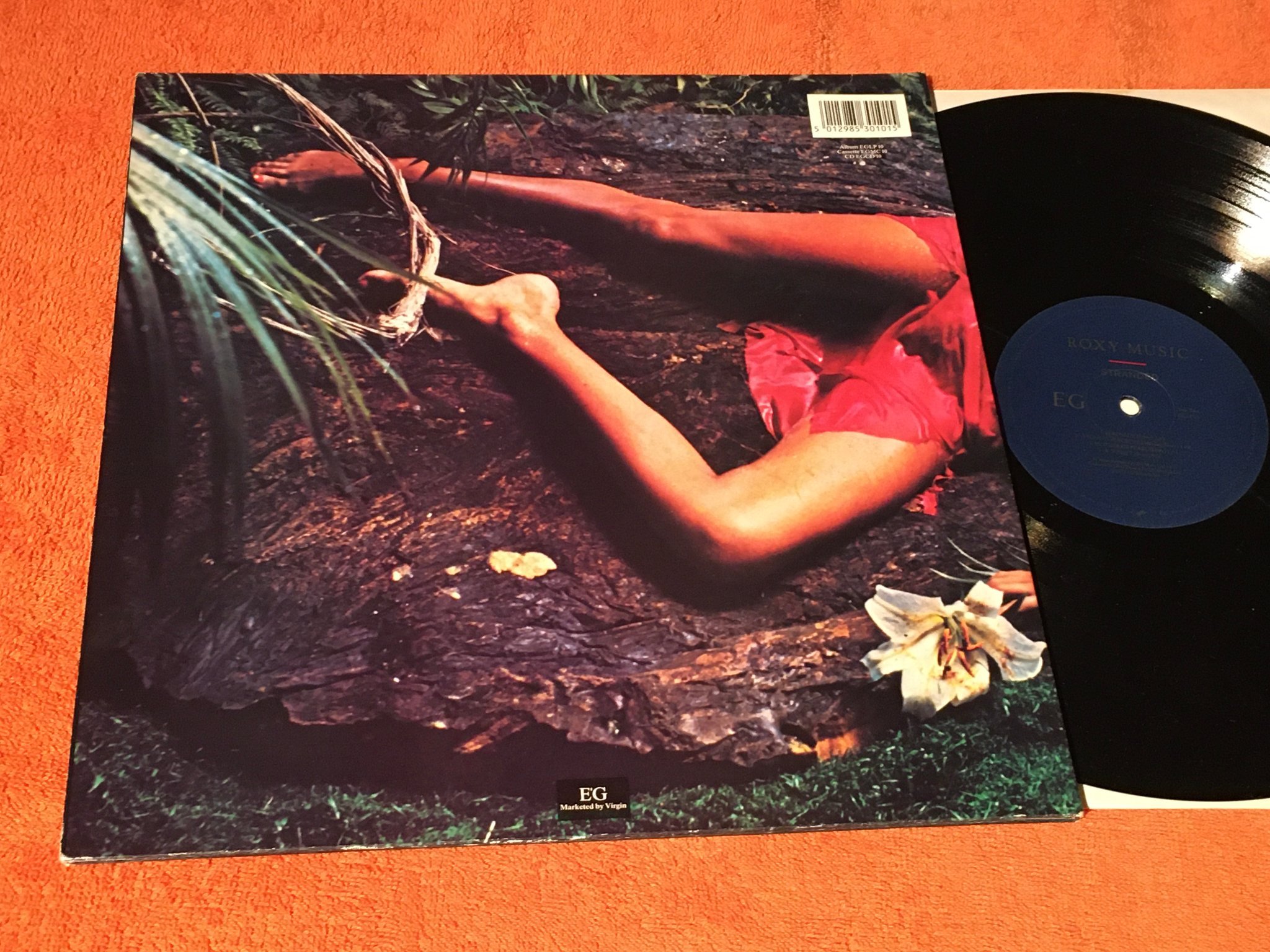 Omslagsbild för skivan ROXY MUSIC stranded LP 73/87 UK EG EGLP 10