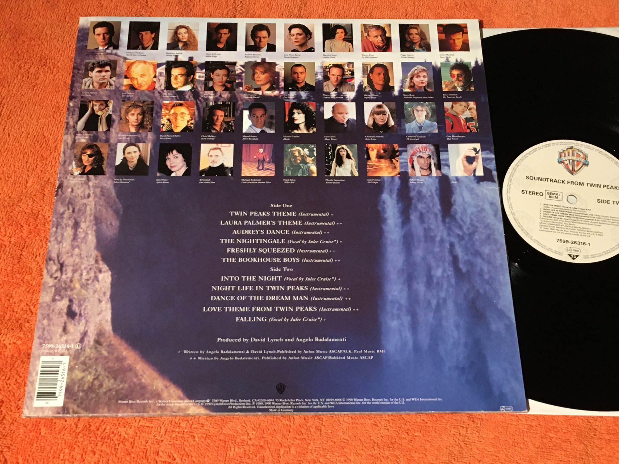Omslagsbild för skivan ANGELO BADALAMENTI twin peaks LP soundtrack -90 Warner 7599-26316-1