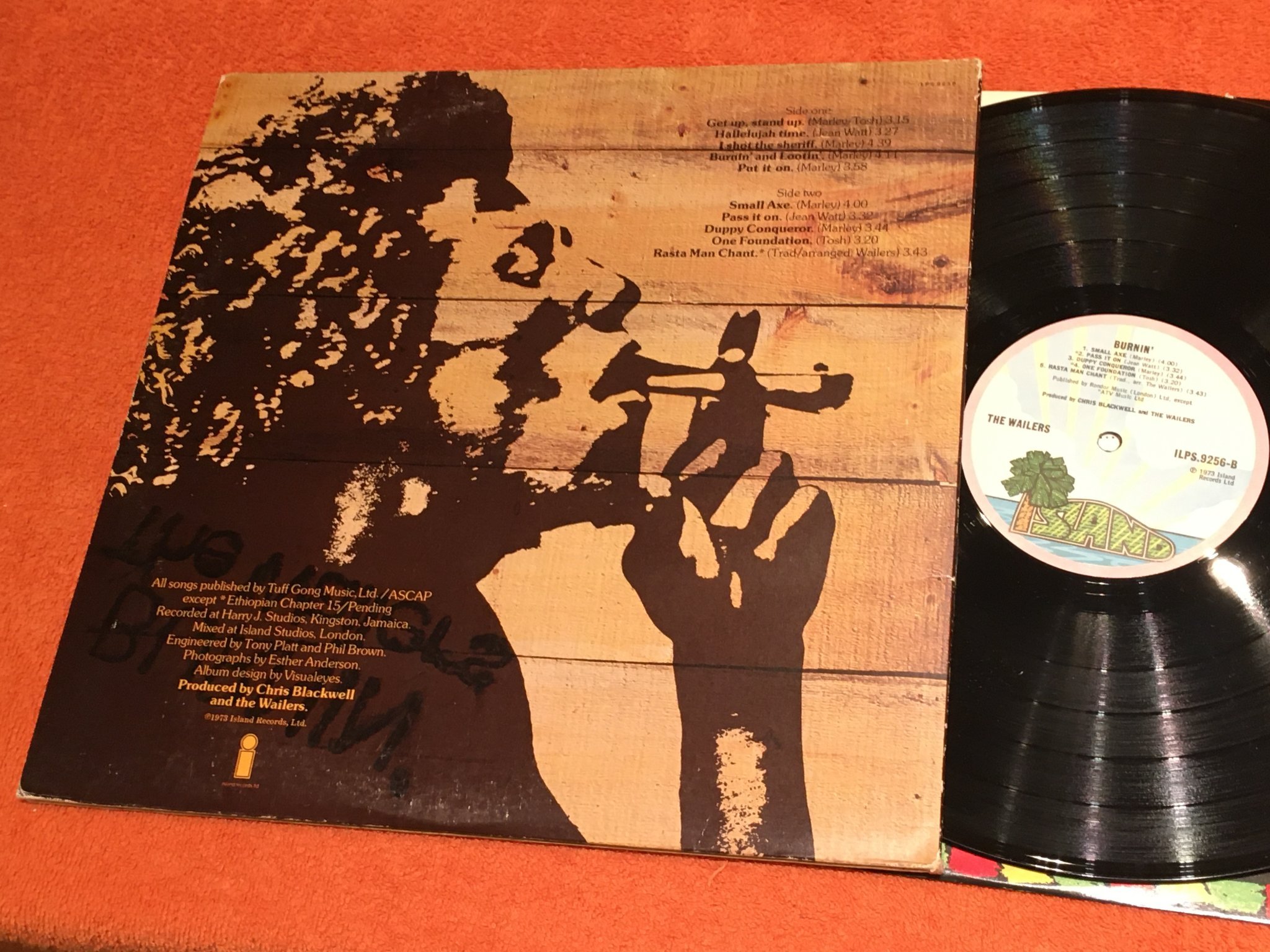 Omslagsbild för skivan THE WAILERS burnin' LP -73 UK ISLAND ILPS 9256 pink rim ORIG.