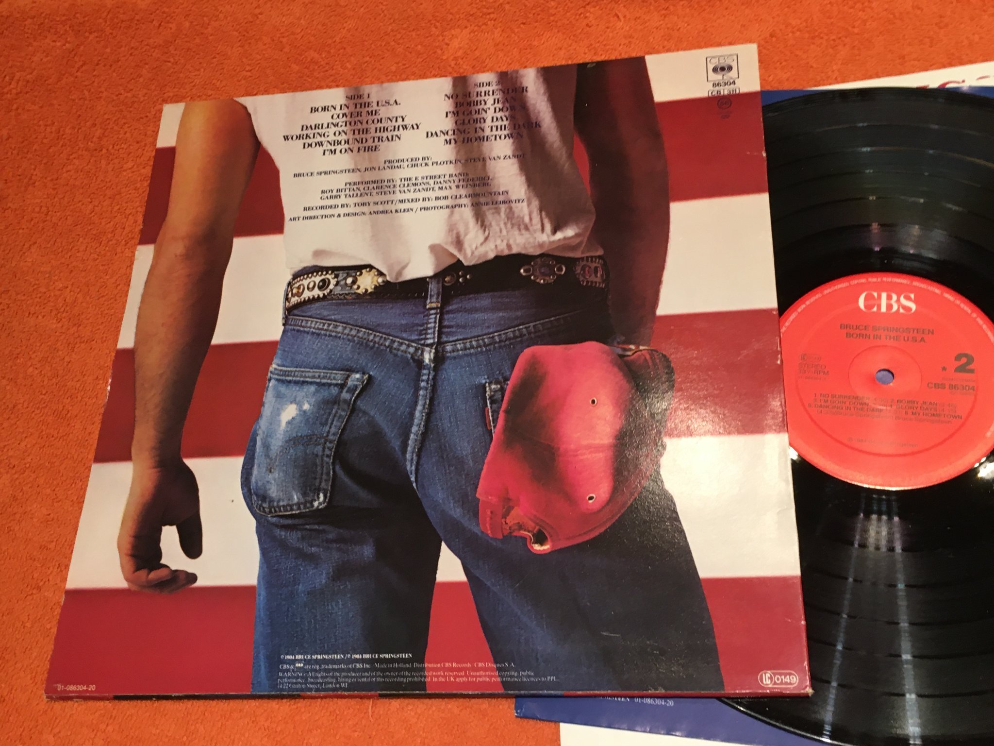 Omslagsbild för skivan BRUCE SPRINGSTEEN born in the USA LP -84 CBS 86304