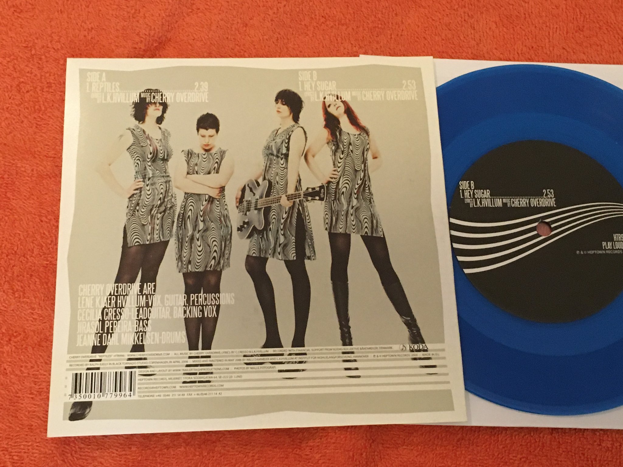 Omslagsbild för skivan Cherry Overdrive - Reptiles / Hey Sugar 7"single 2006 Swe HEPTOWN HTR996