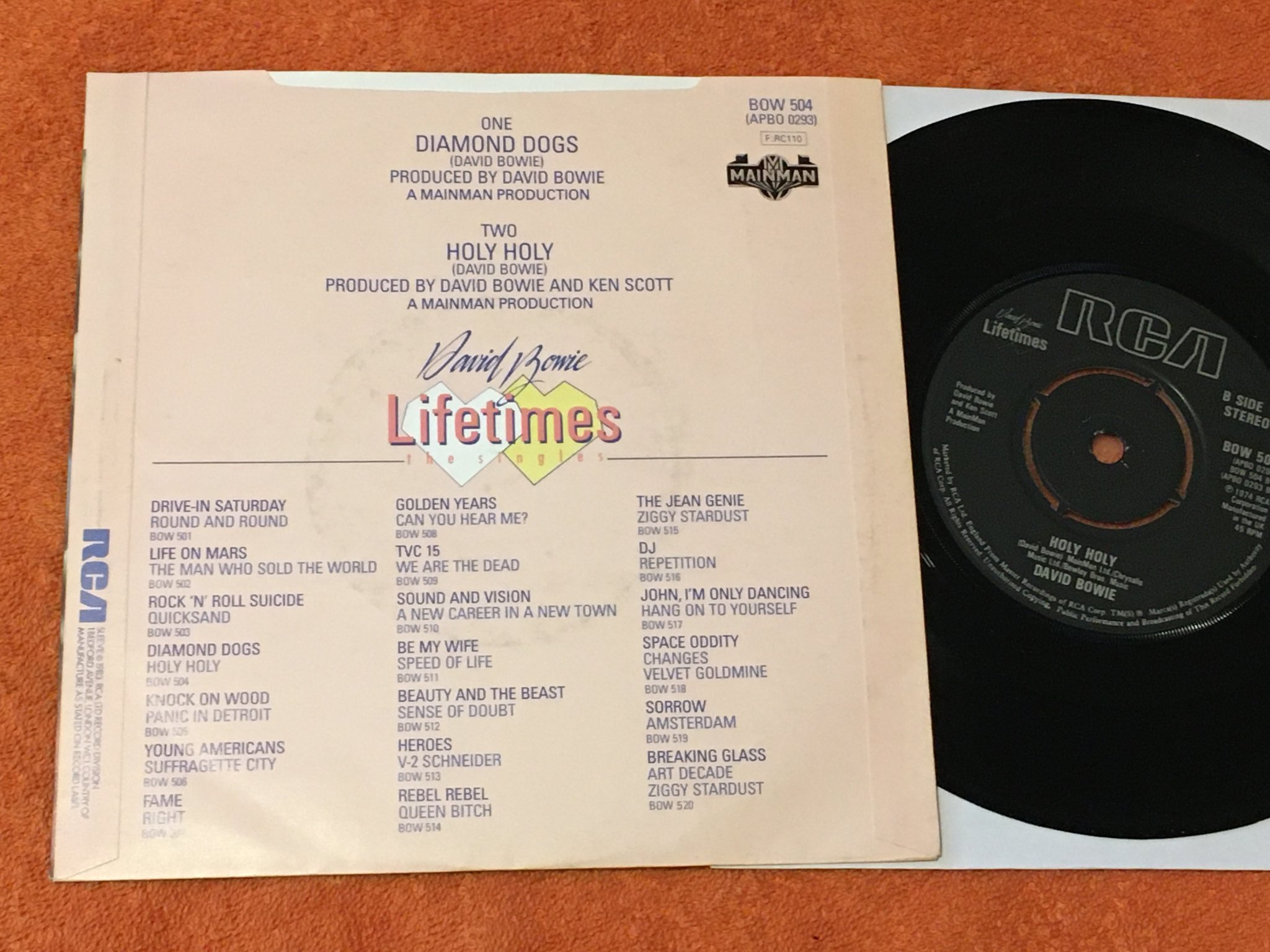 Omslagsbild för skivan David Bowie - diamond dogs 7"single UK RCA BOW 504